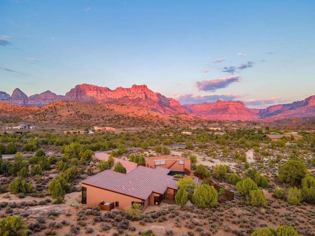 ANASAZI PLATEAU - Residential