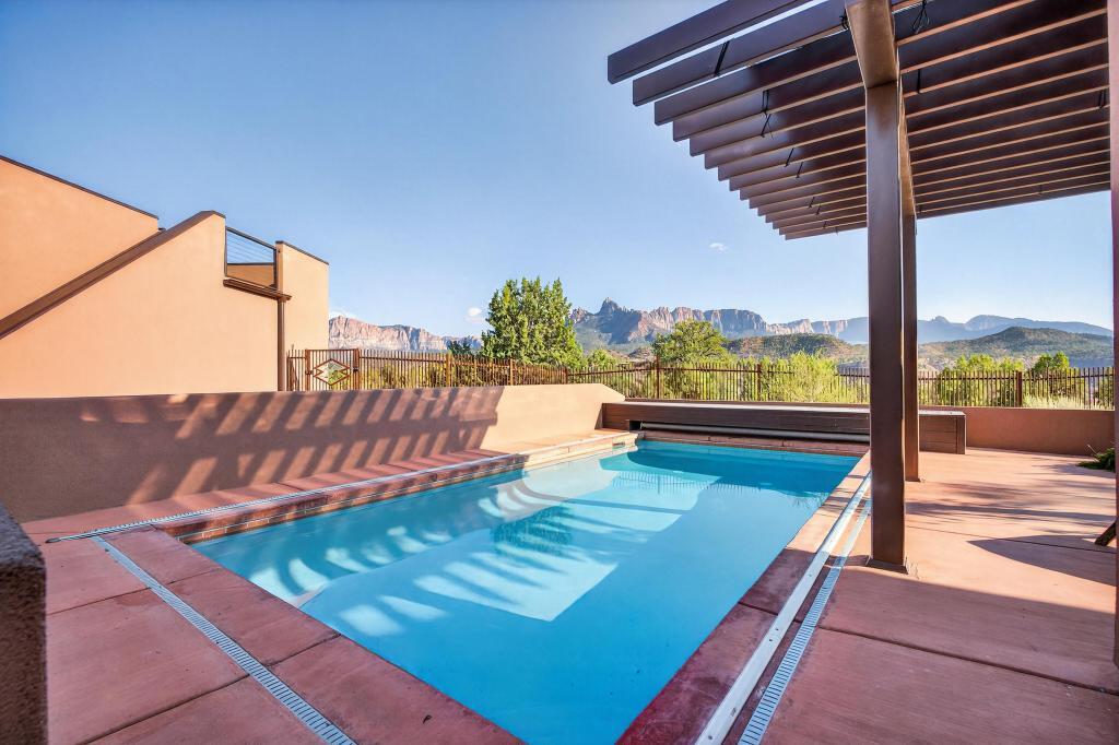 ANASAZI PLATEAU - Residential