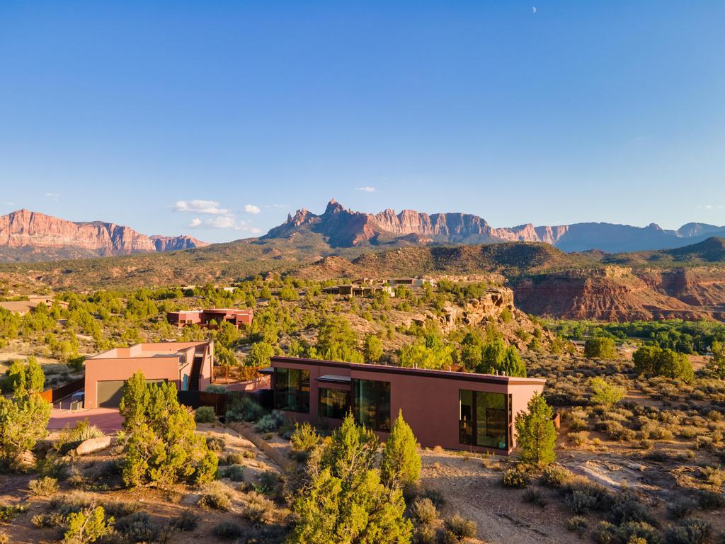 ANASAZI PLATEAU - Residential