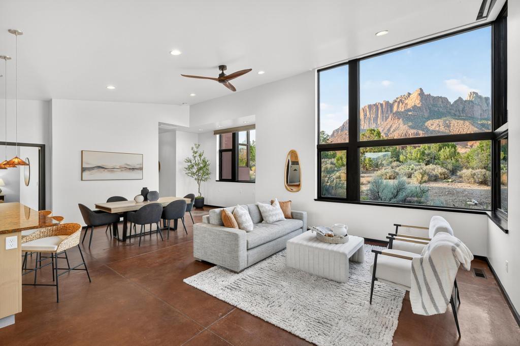 ANASAZI PLATEAU - Residential