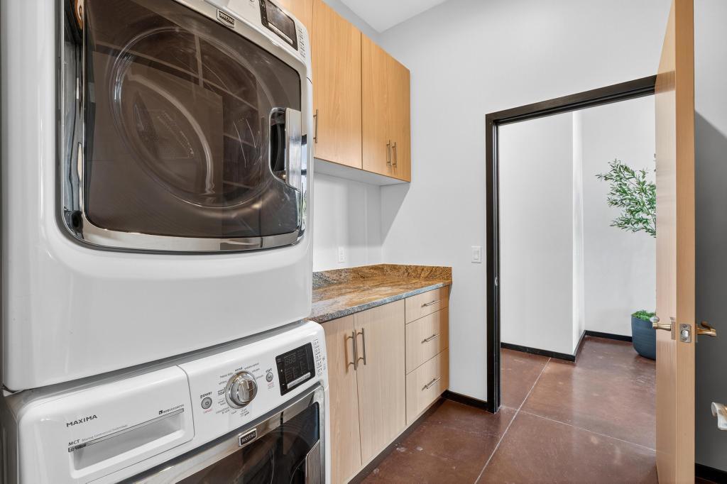 ANASAZI PLATEAU - Residential