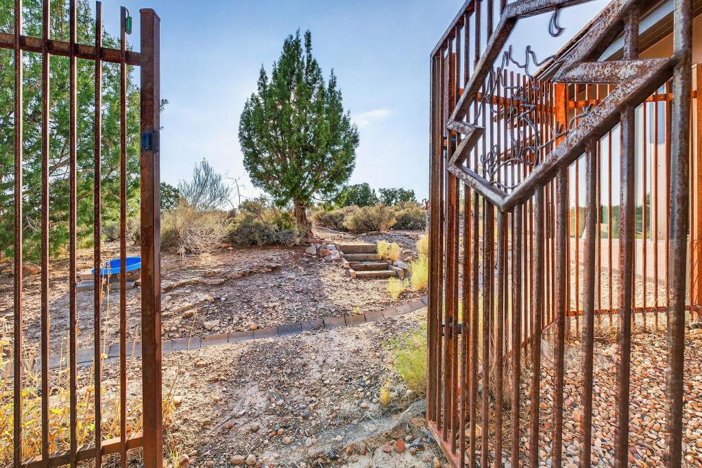 ANASAZI PLATEAU - Residential