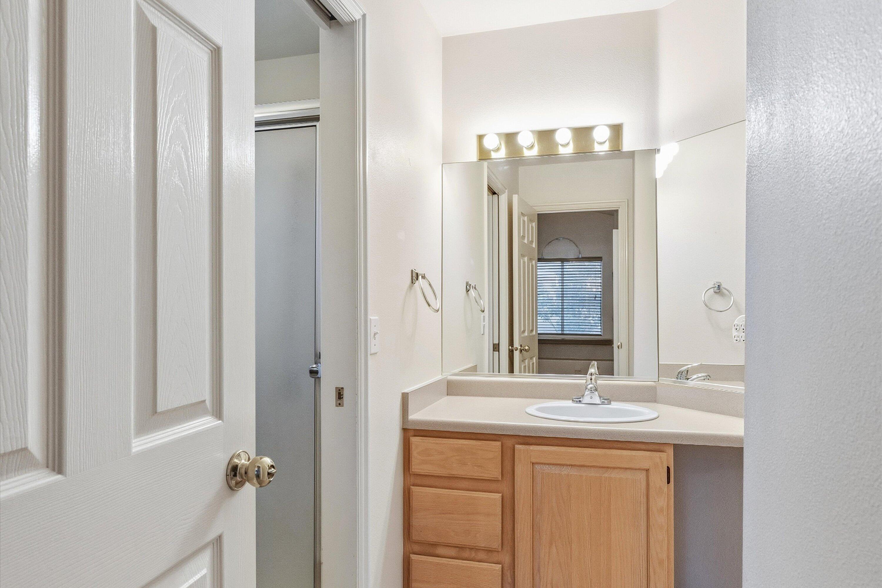 SHADOW CREEK - Residential