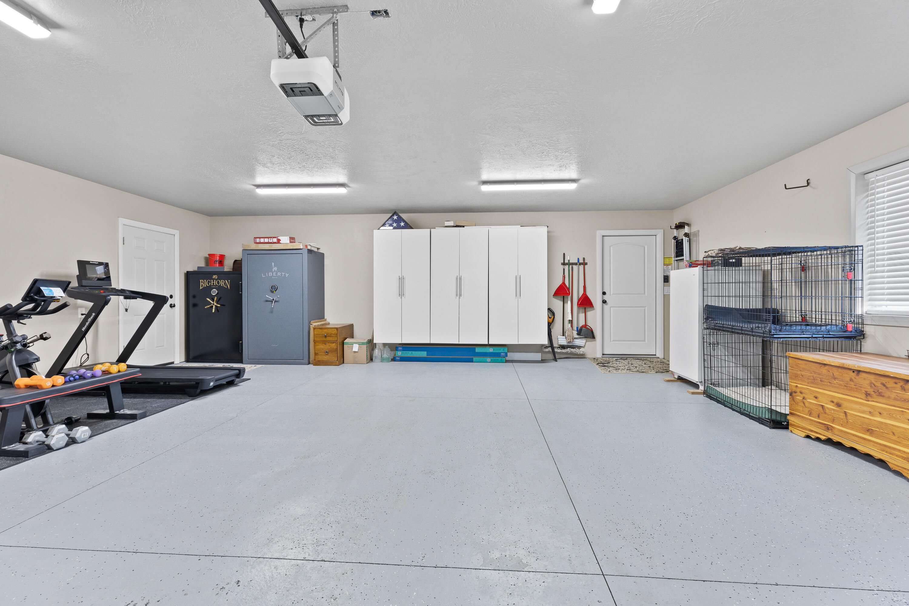 NORTH HILL ESTATES - Residential