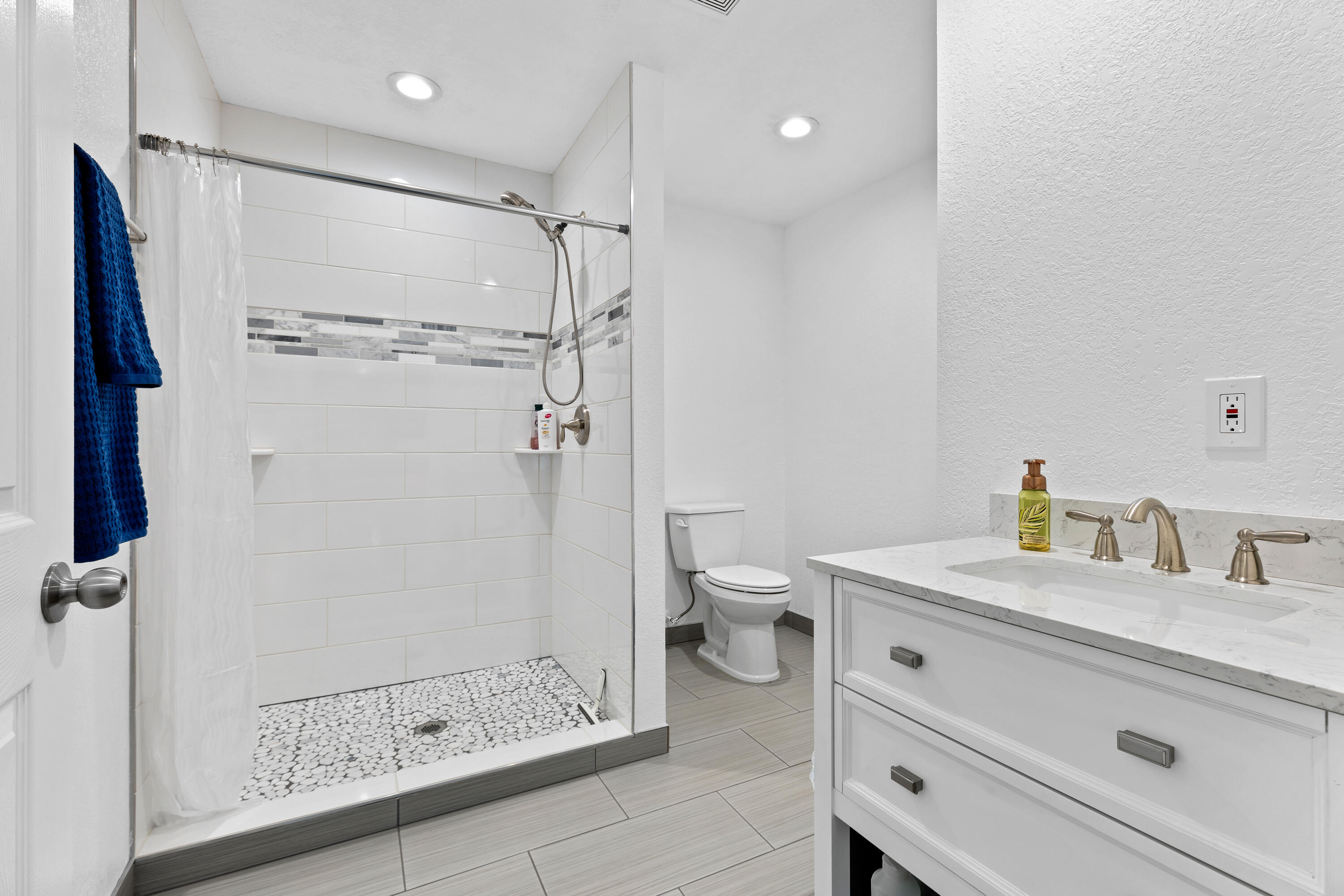 NORTH HILL ESTATES - Residential