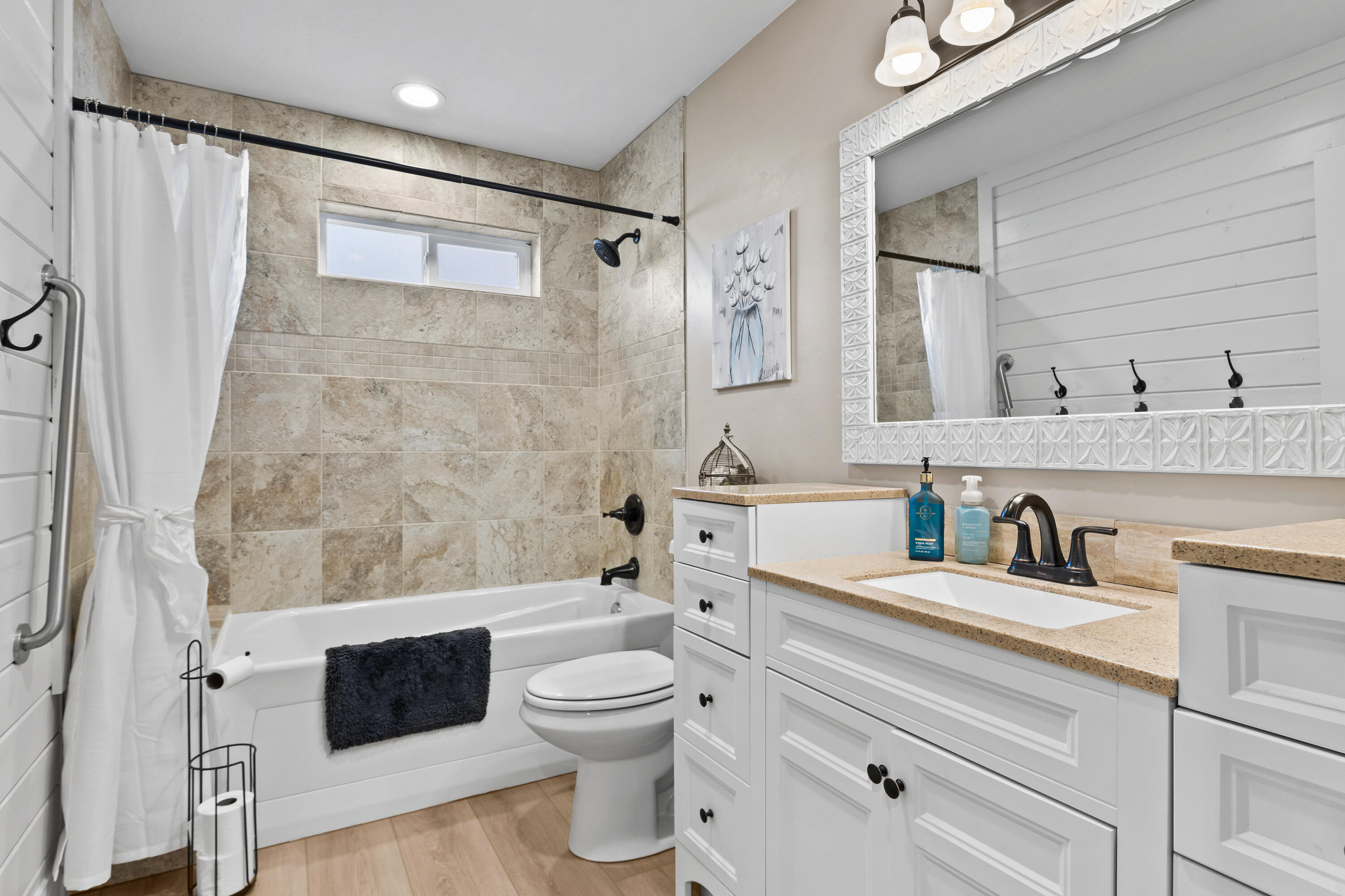 NORTH HILL ESTATES - Residential