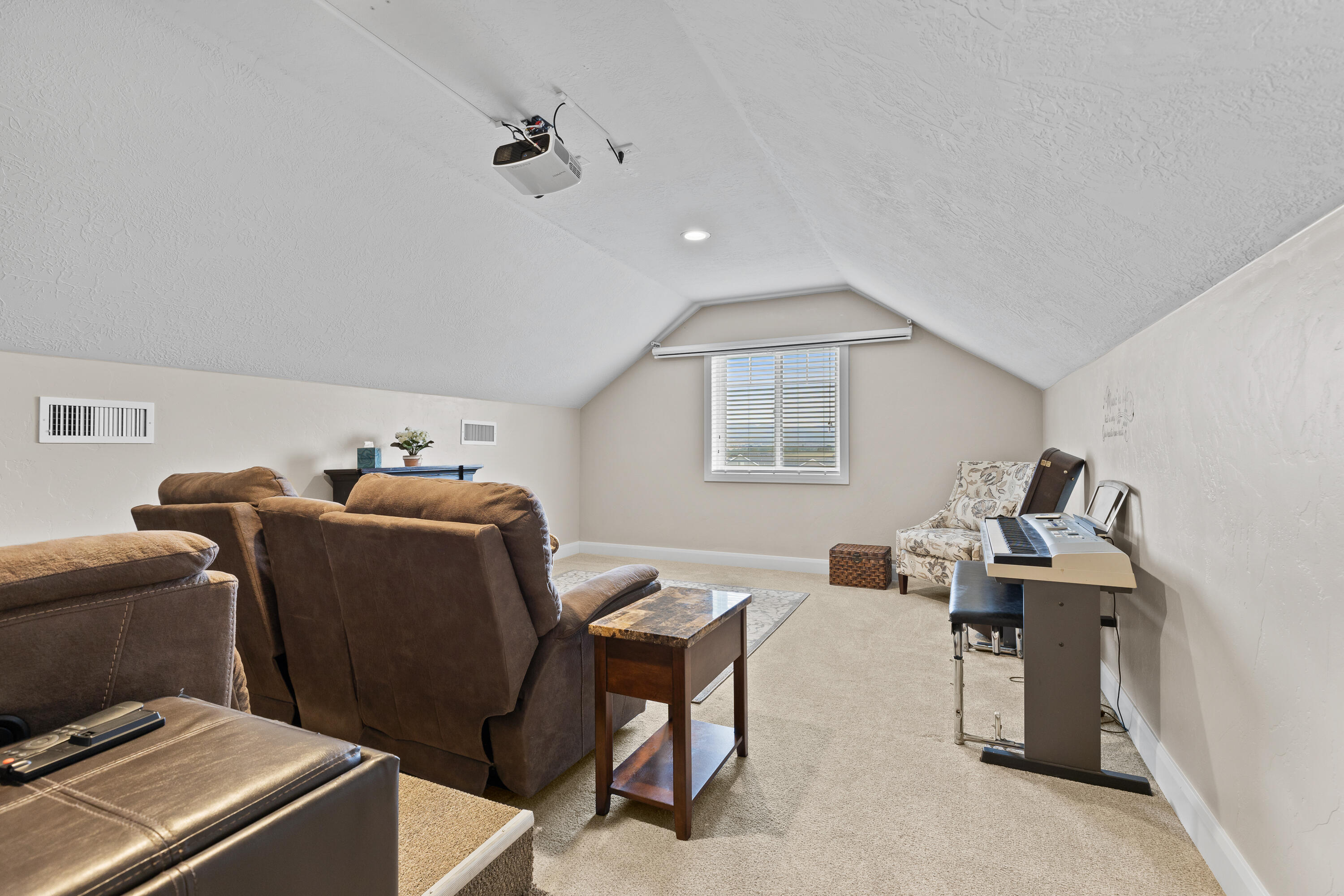 NORTH HILL ESTATES - Residential