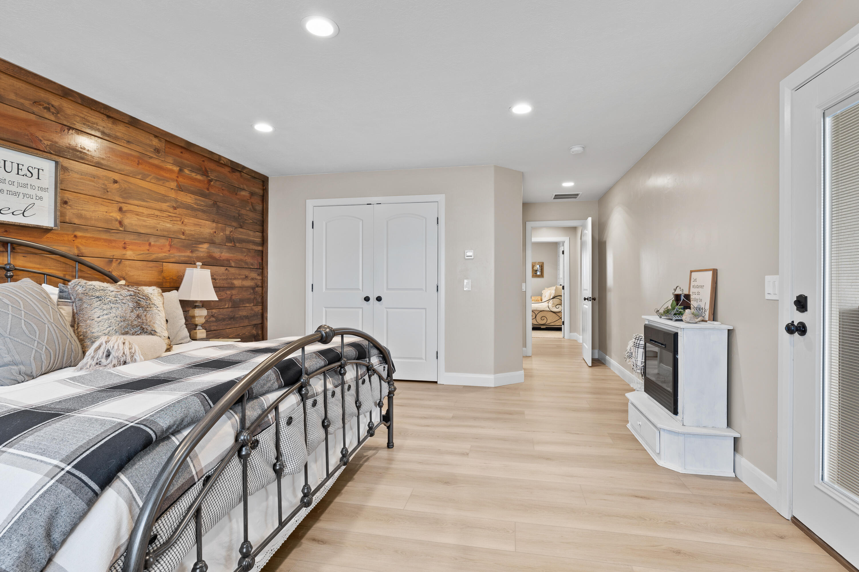 NORTH HILL ESTATES - Residential