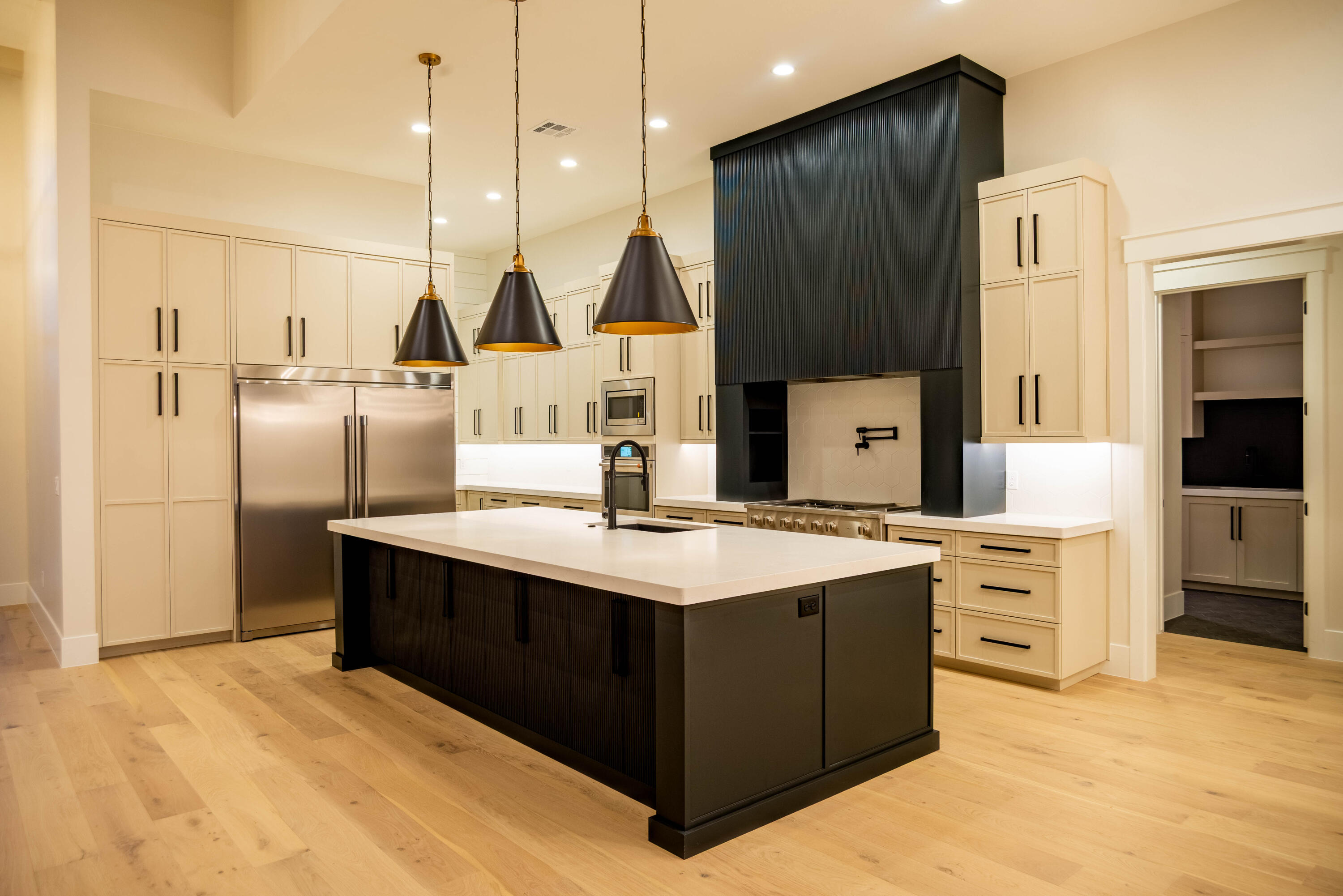 LAKESIDE STUCKI FARMS - Residential