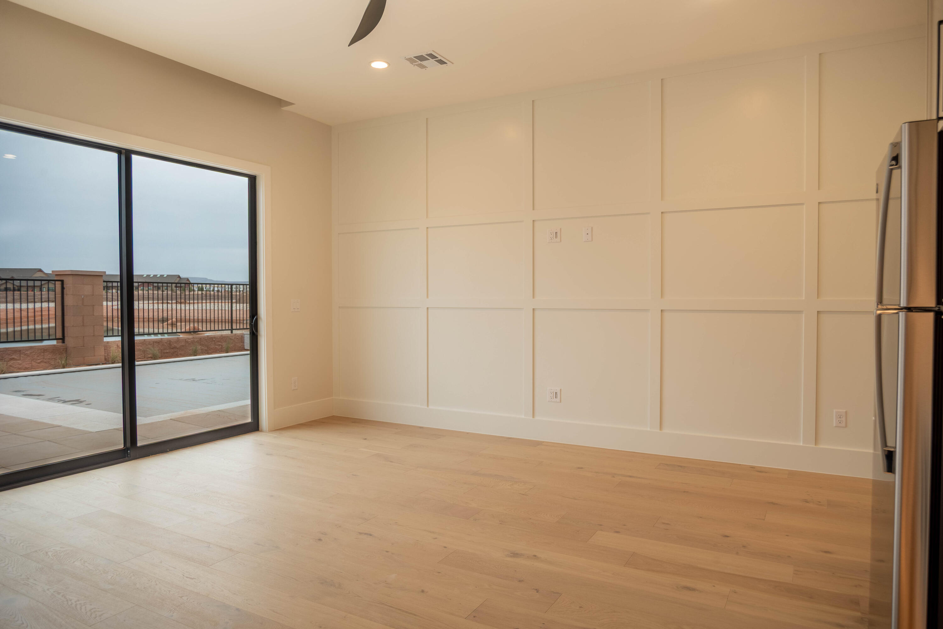 LAKESIDE STUCKI FARMS - Residential