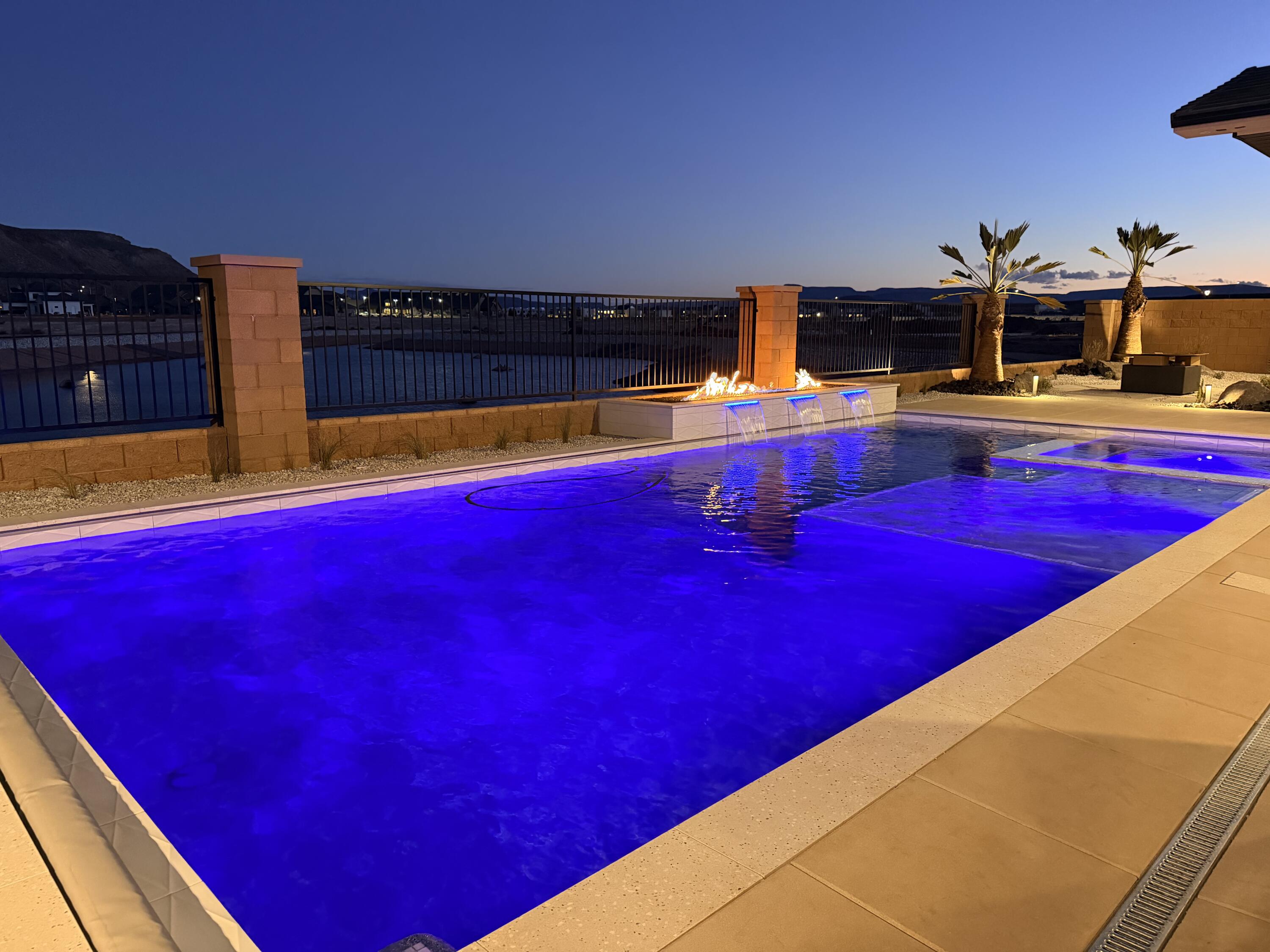 LAKESIDE STUCKI FARMS - Residential