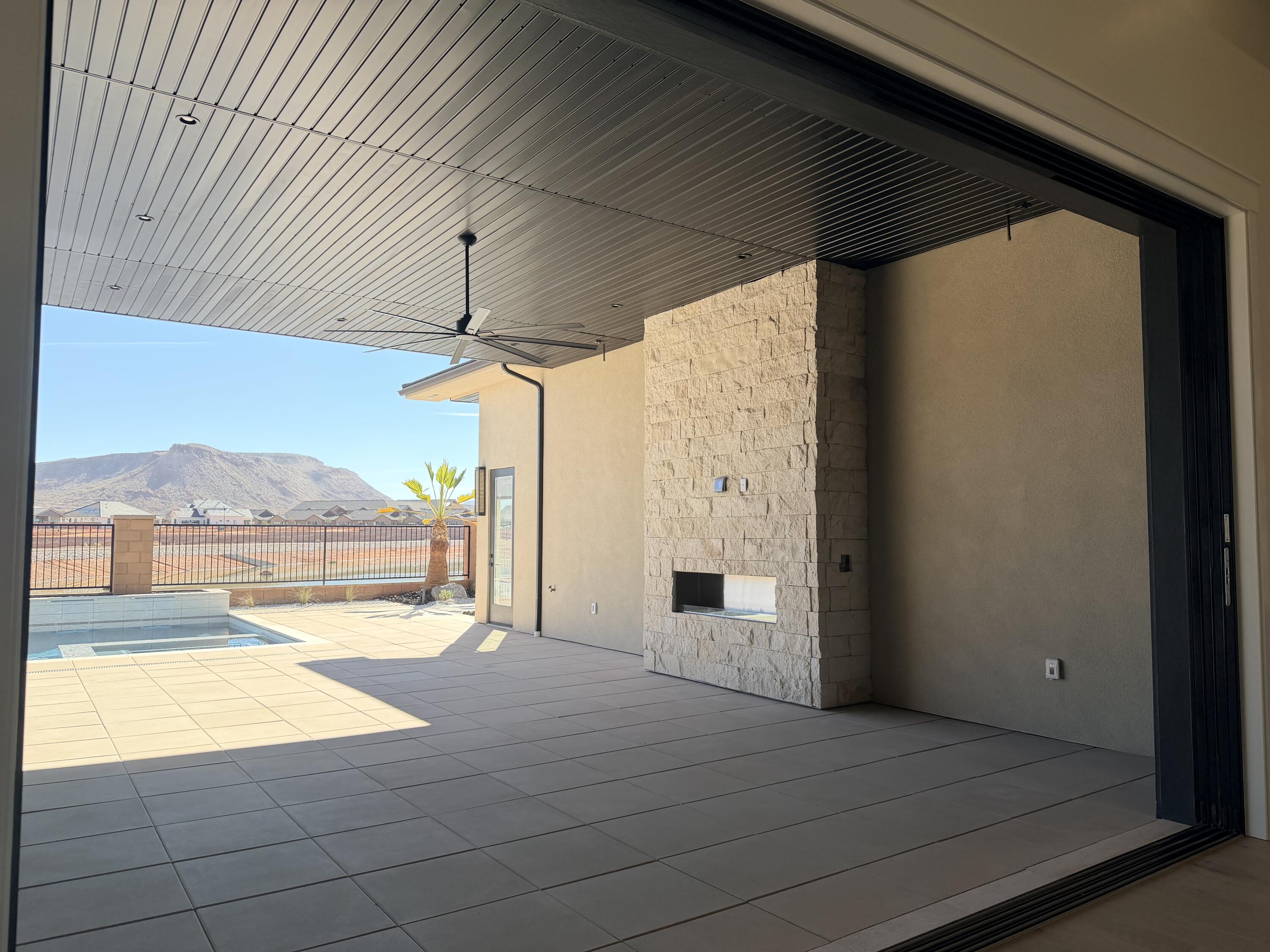 LAKESIDE STUCKI FARMS - Residential