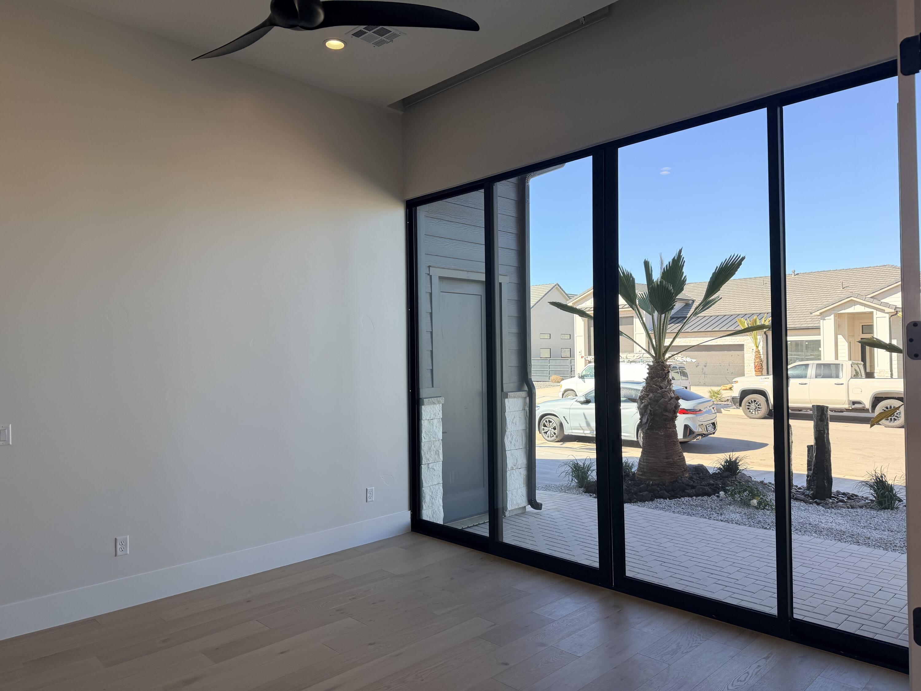 LAKESIDE STUCKI FARMS - Residential