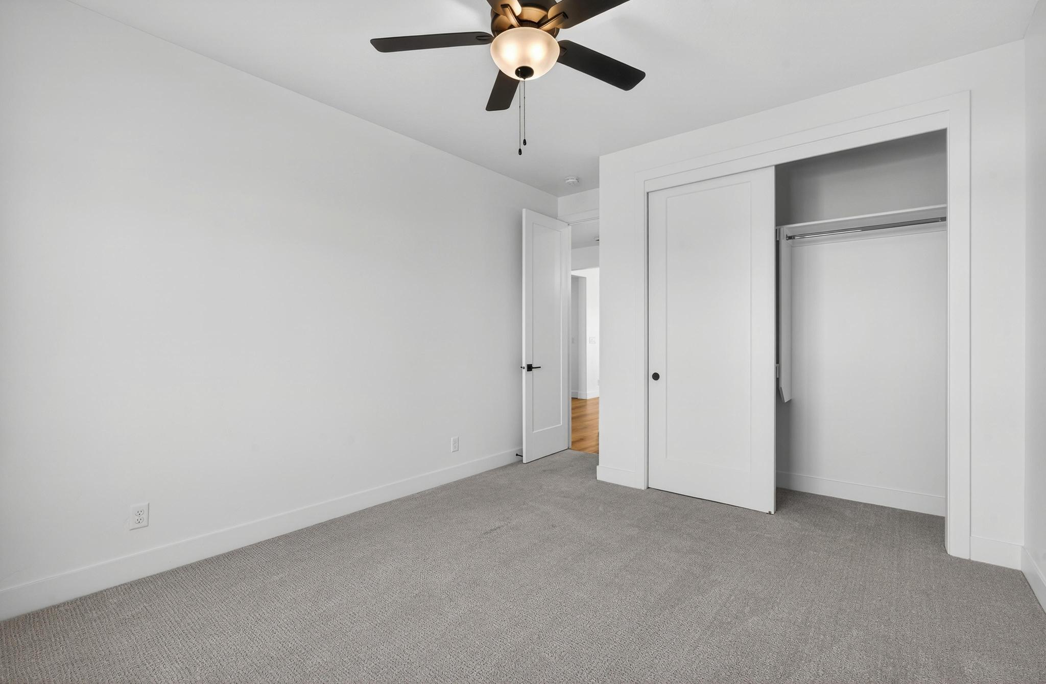 WHITE CANYON - Residential