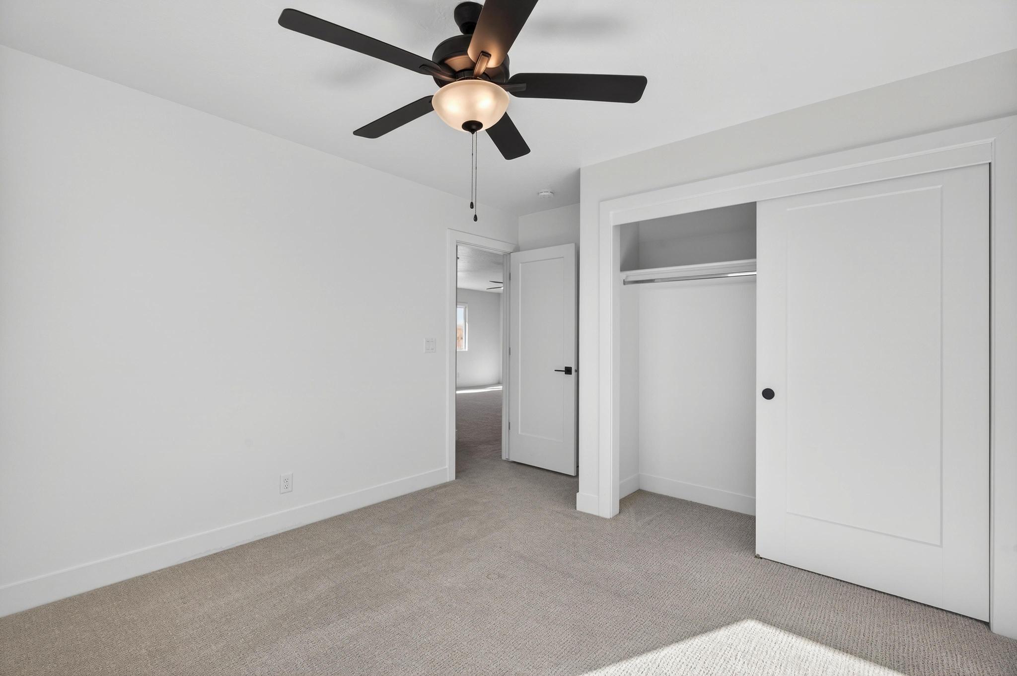 WHITE CANYON - Residential