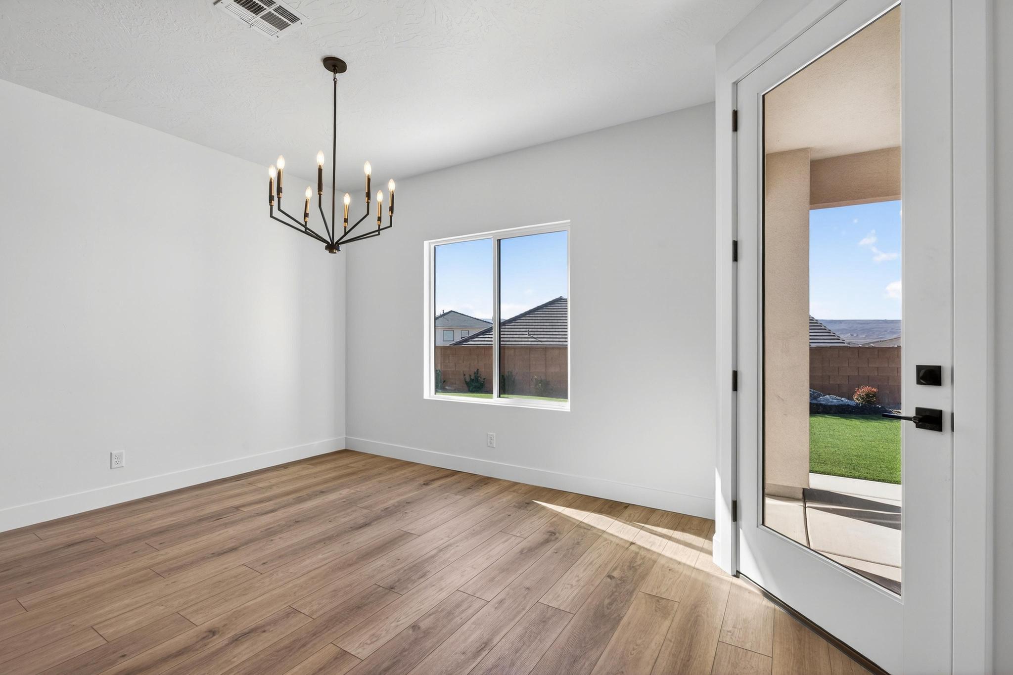 WHITE CANYON - Residential