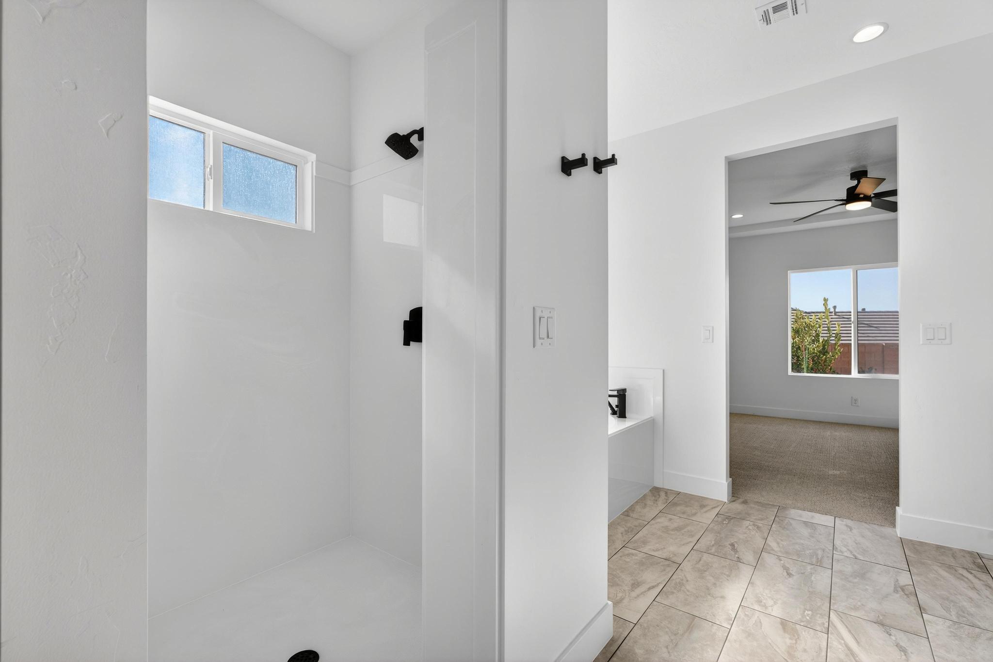 WHITE CANYON - Residential