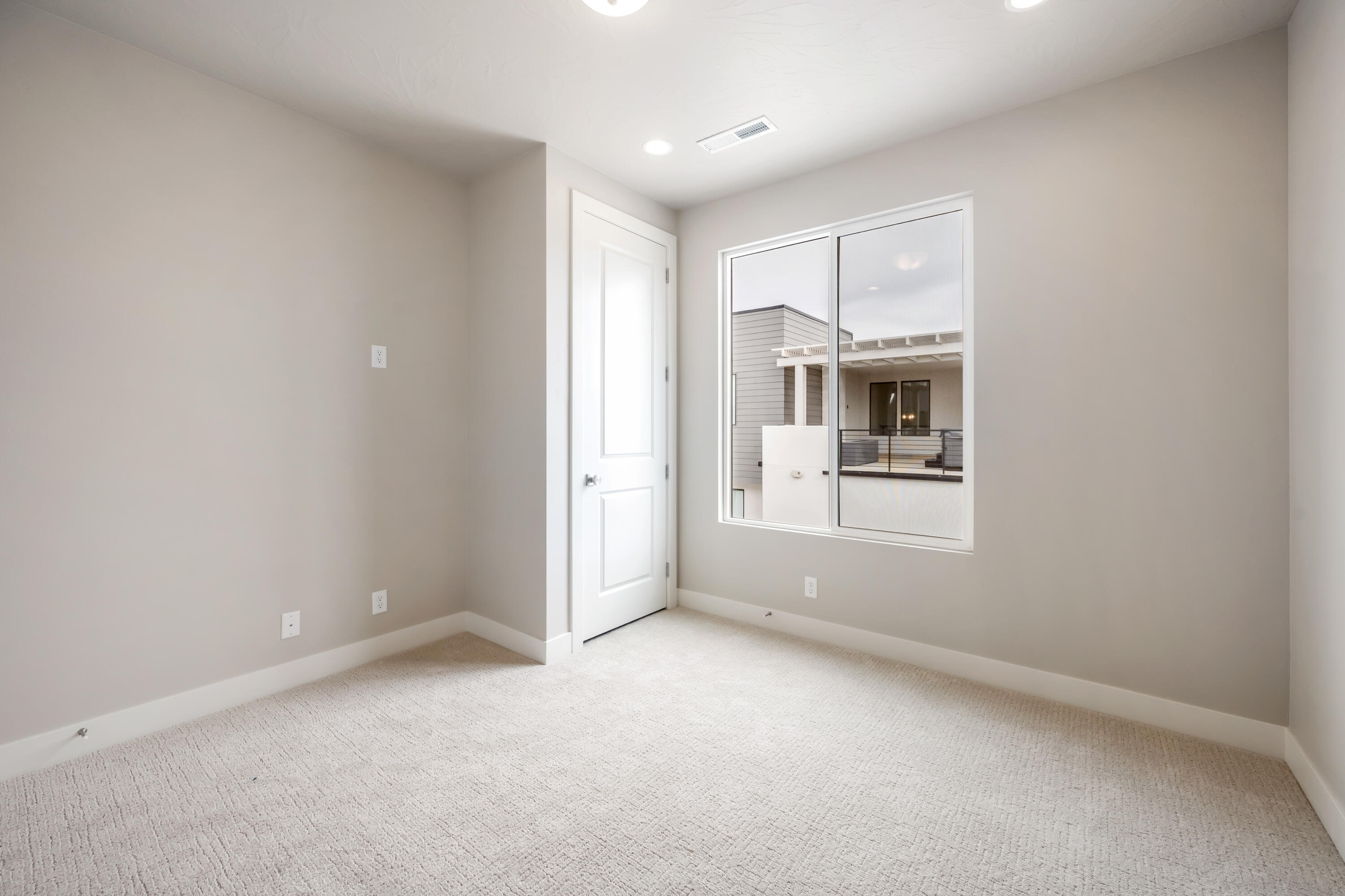 ATKINVILLE TOWNHOMES AT DESERT COLOR - Residential