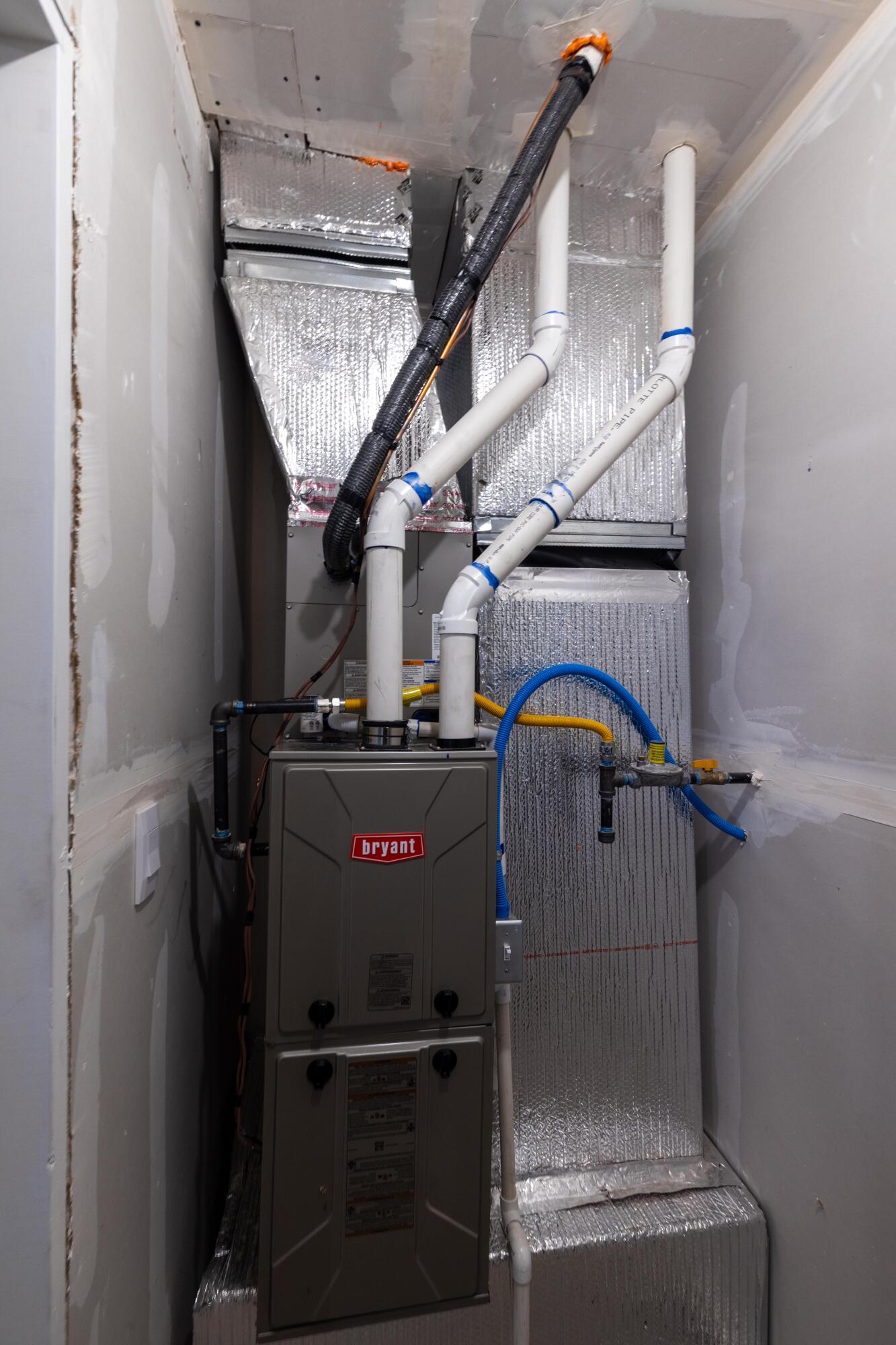 LABYRINTH PT AT LG VALLEY - Residential