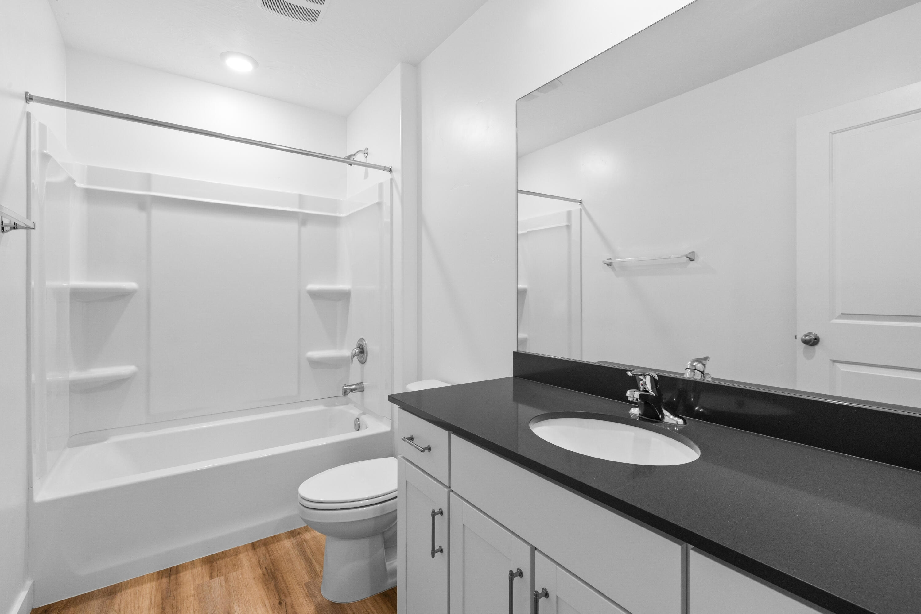 LABYRINTH PT AT LG VALLEY - Residential