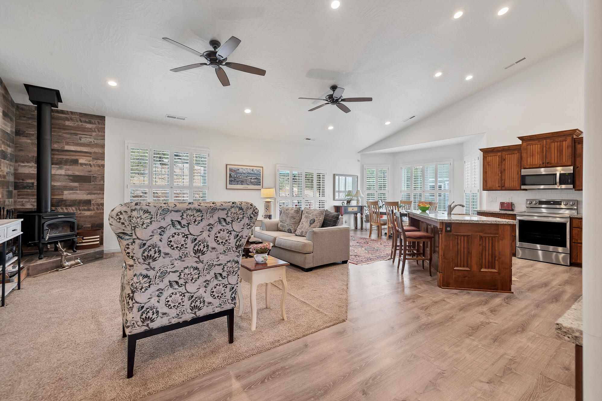 DIXIE DEER ESTATES - Residential