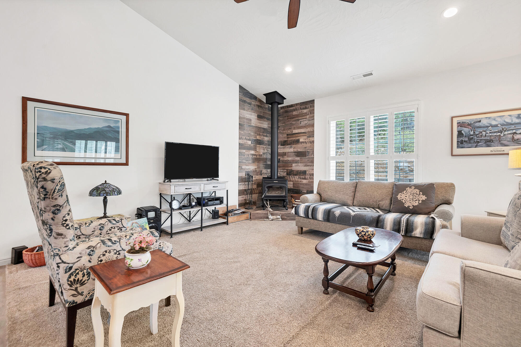 DIXIE DEER ESTATES - Residential