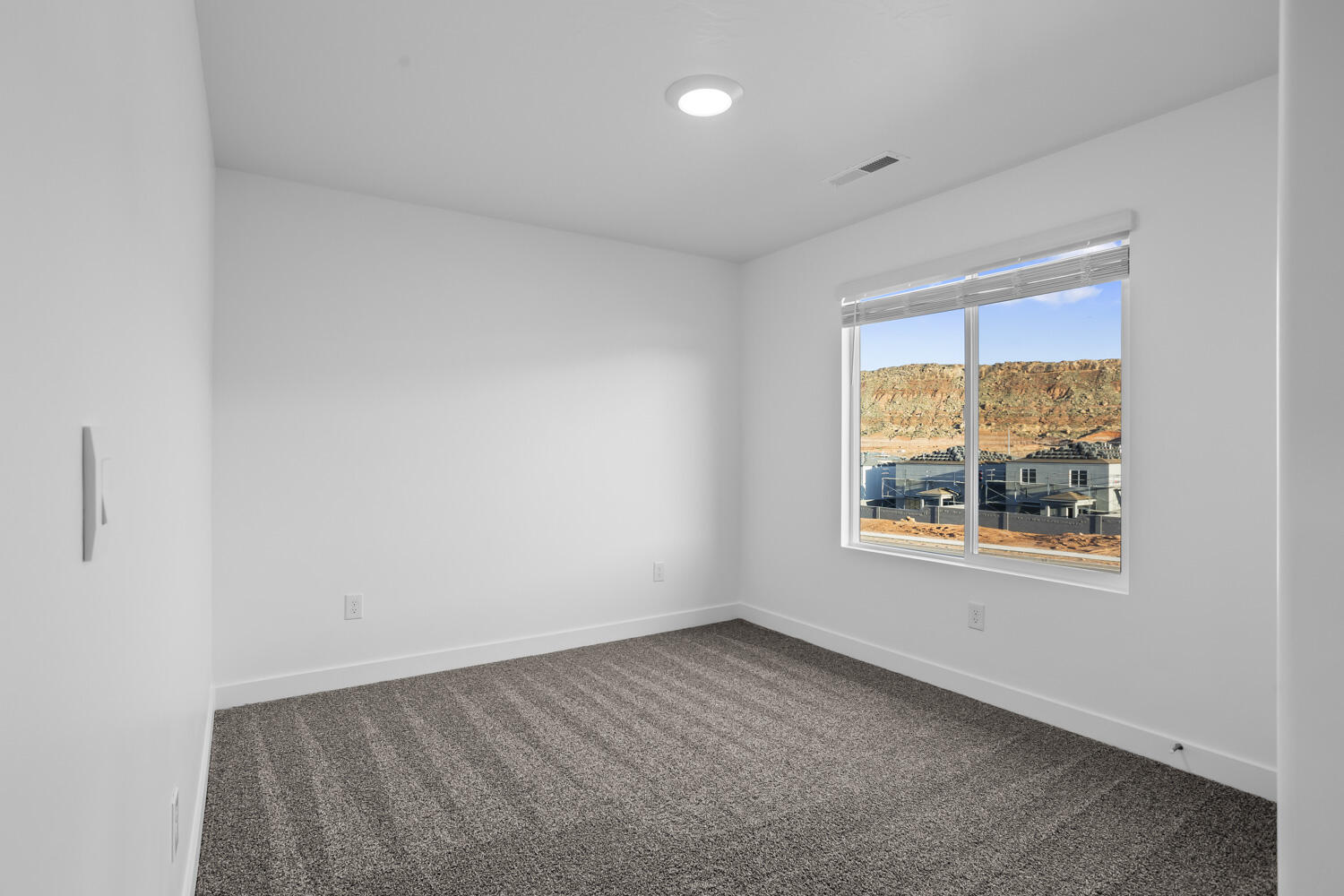 STANDING ROCK EAST AT LONG VALLEY - Residential