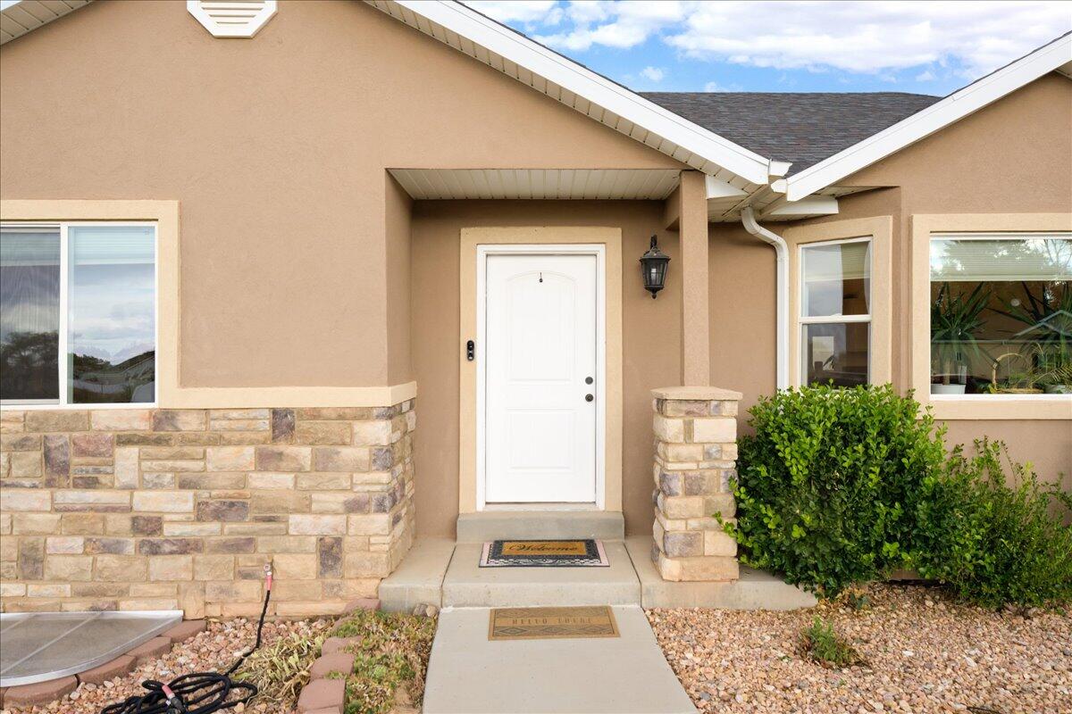 HAWTHORN ESTATES - Residential