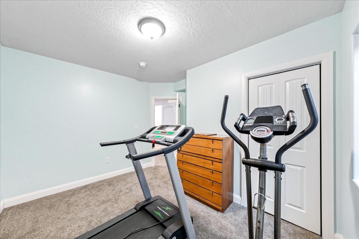 HAWTHORN ESTATES - Residential