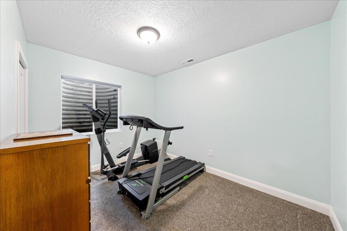 HAWTHORN ESTATES - Residential