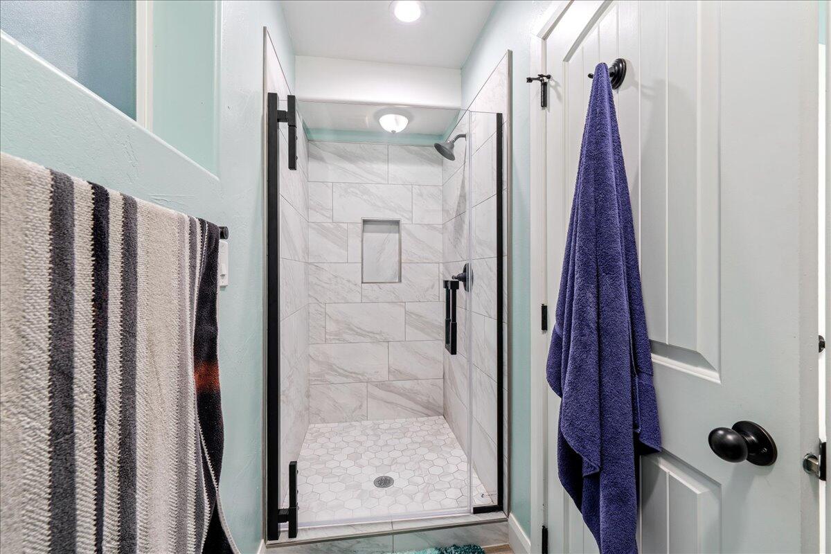 HAWTHORN ESTATES - Residential