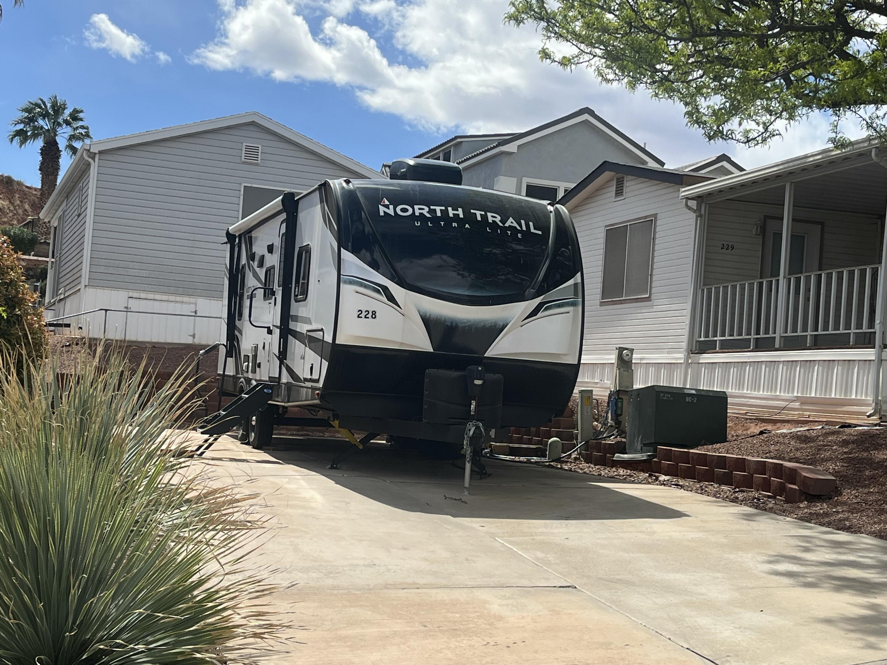 TWIN LAKES RV PARK - Land