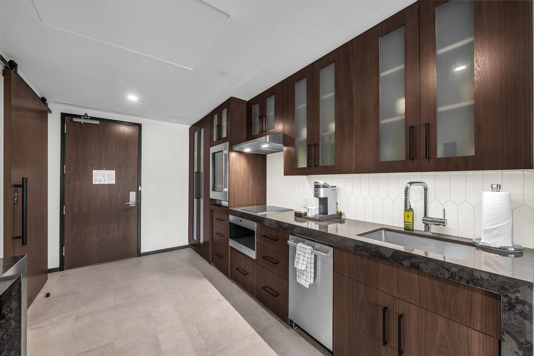 BLACK DESERT RESORT - Residential