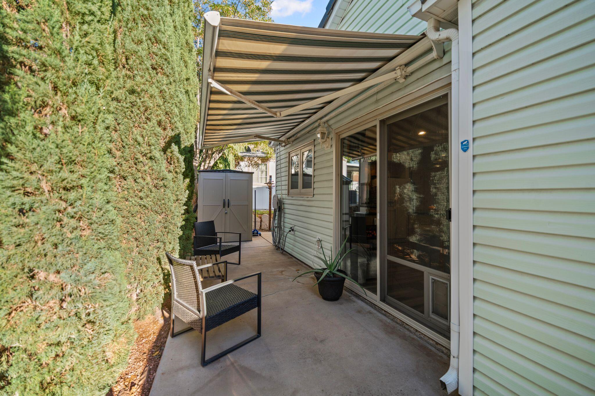 HARRISBURG LAKESIDE ESTATES - Residential