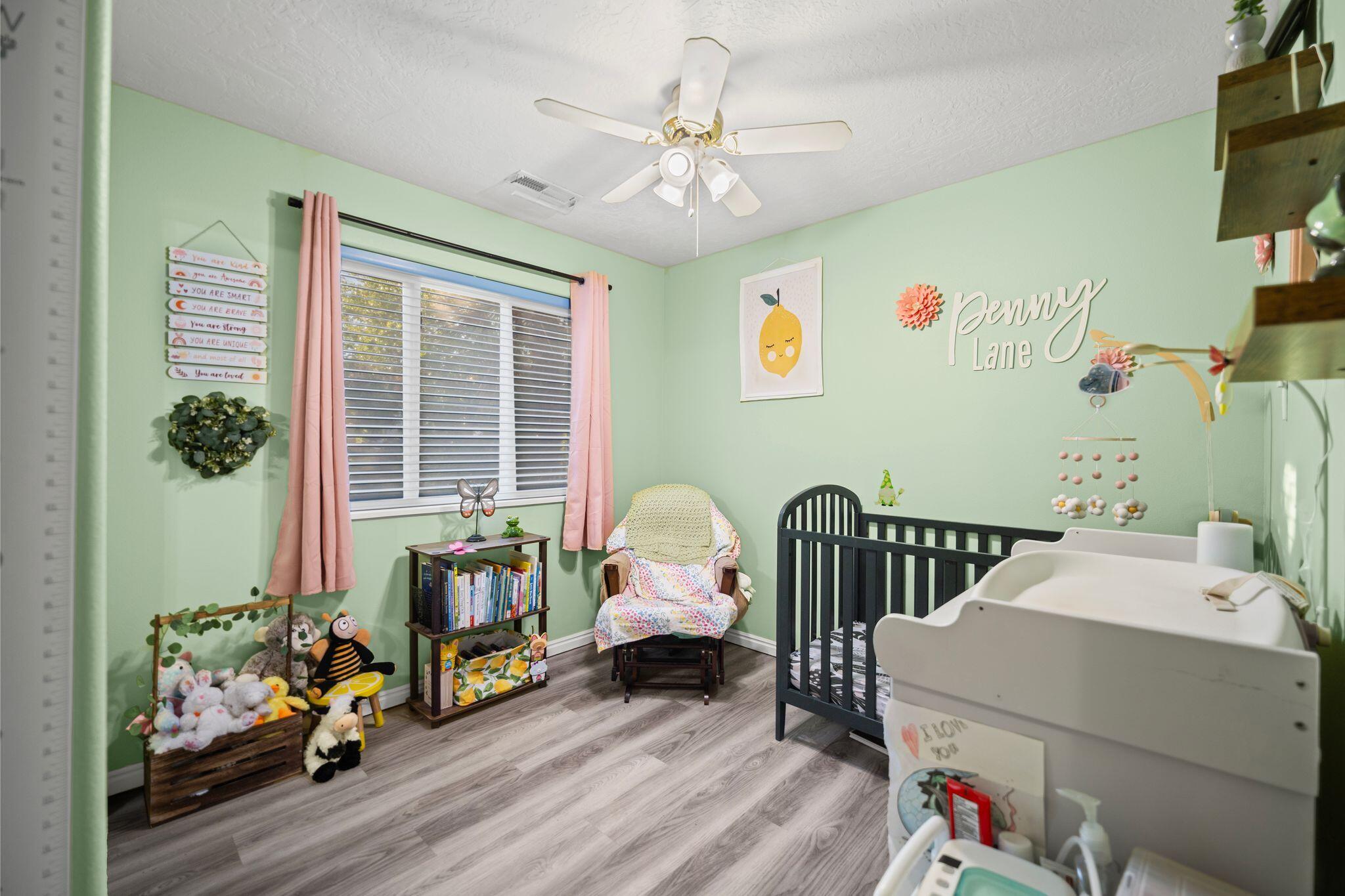 HARRISBURG LAKESIDE ESTATES - Residential