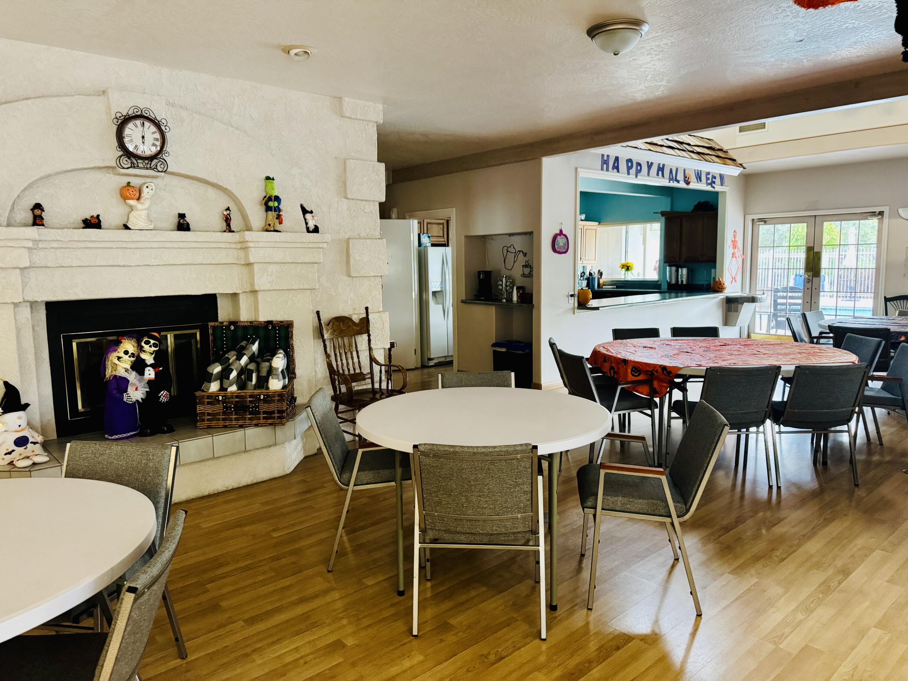 HARRISBURG LAKESIDE ESTATES - Residential