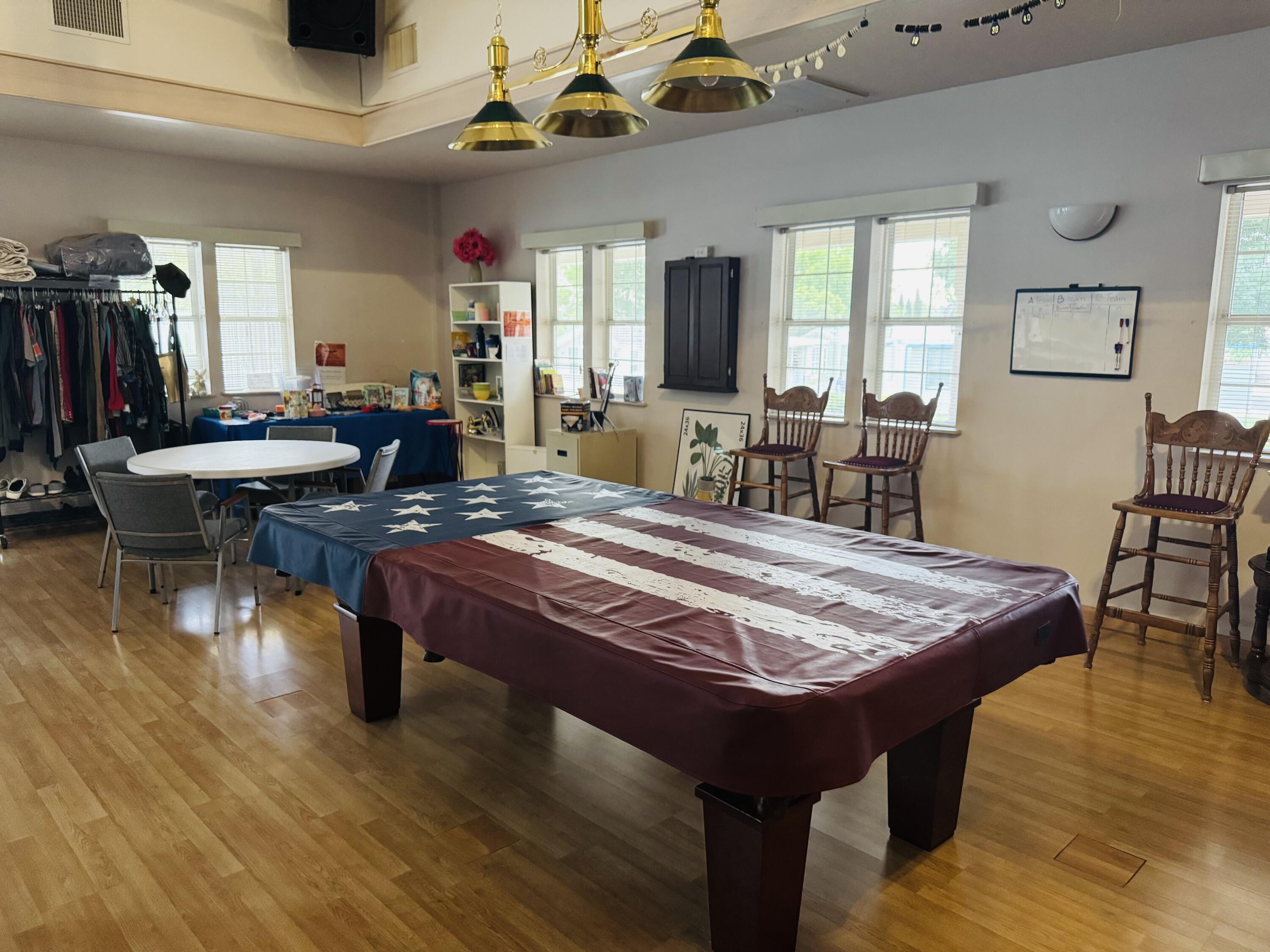 HARRISBURG LAKESIDE ESTATES - Residential