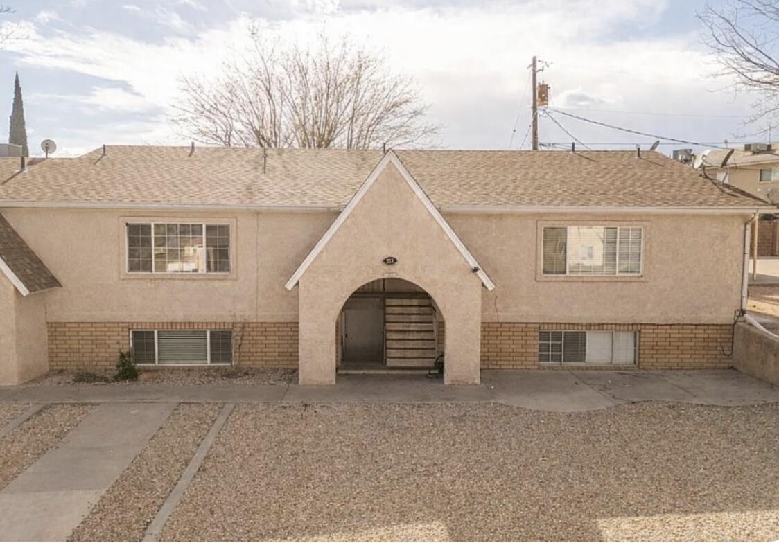 VISTA CONDOS - Residential