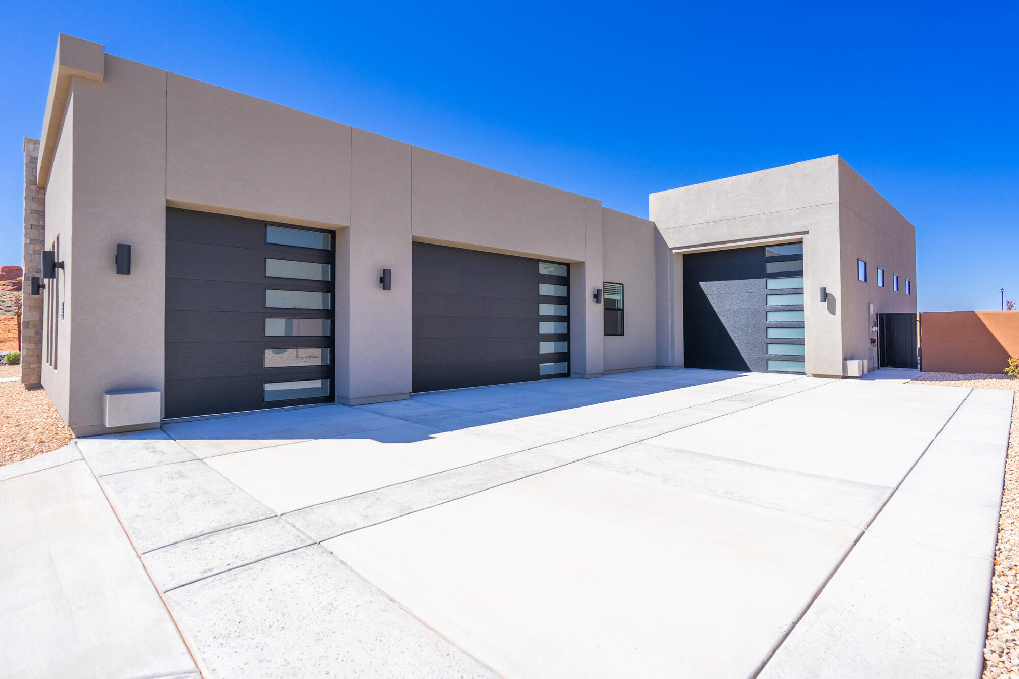 ESTATES AT SAND HOLLOW - Residential