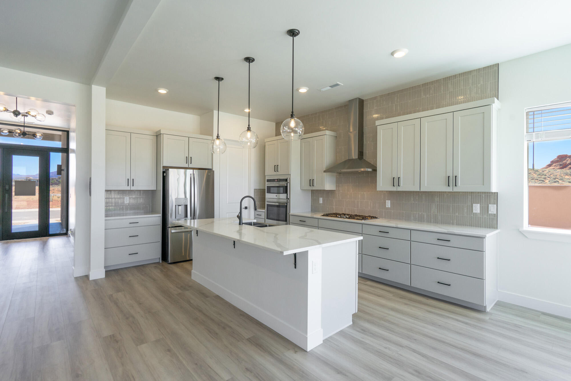 ESTATES AT SAND HOLLOW - Residential
