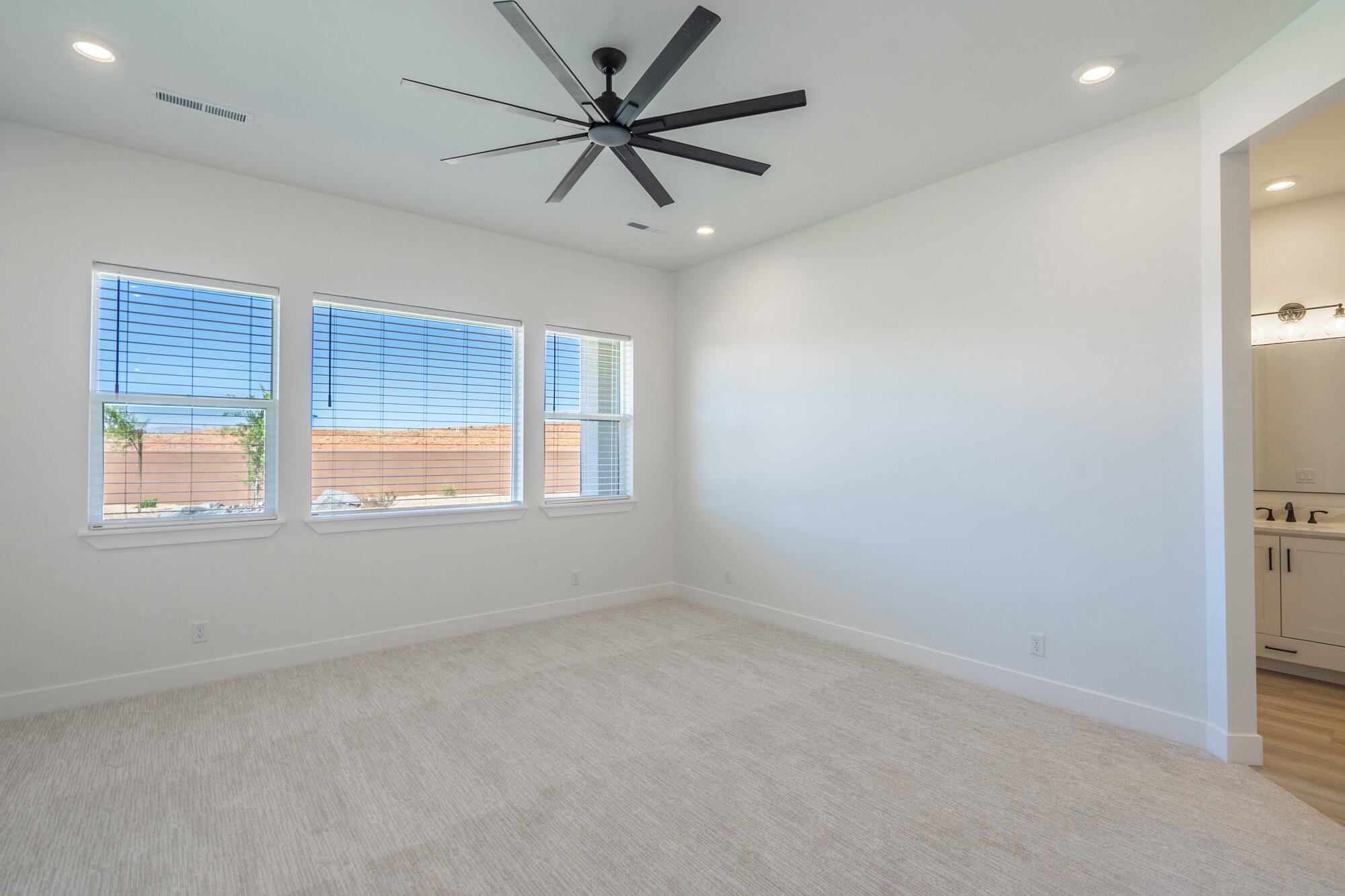 ESTATES AT SAND HOLLOW - Residential