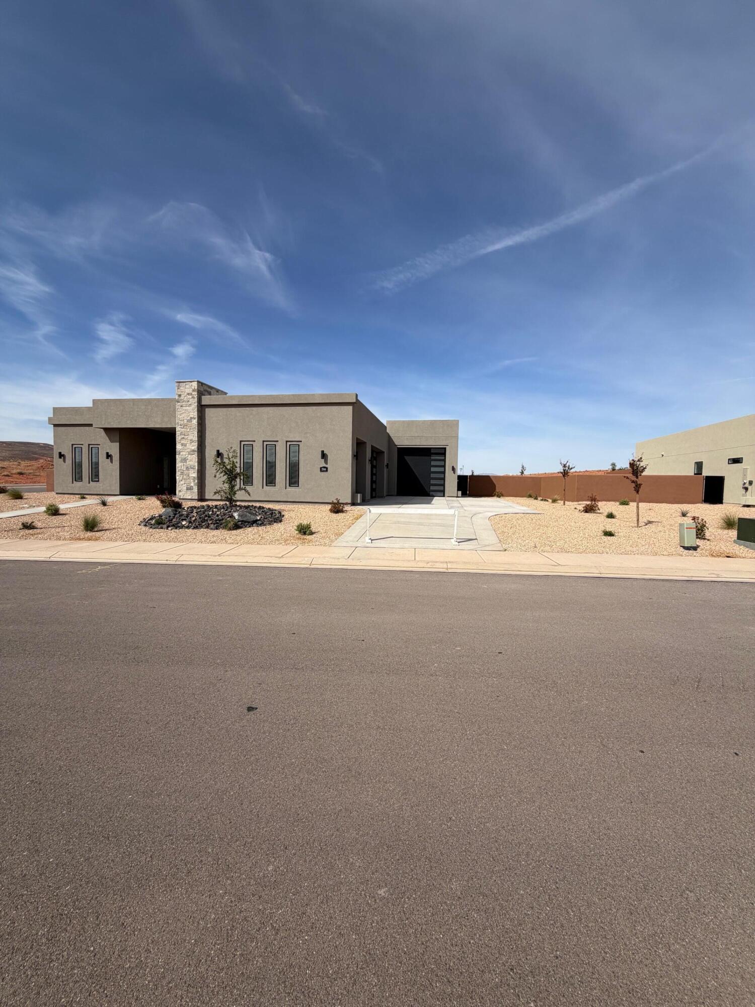 ESTATES AT SAND HOLLOW - Residential