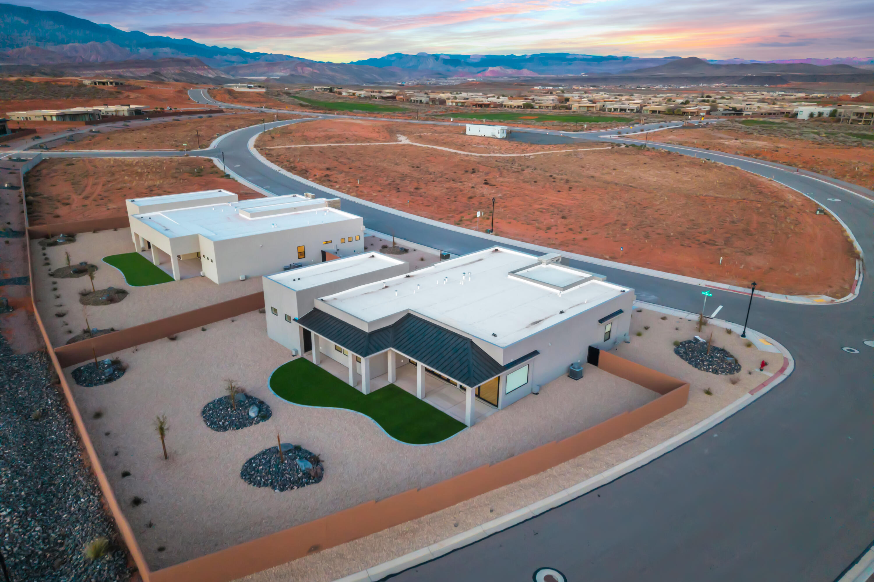 ESTATES AT SAND HOLLOW - Residential