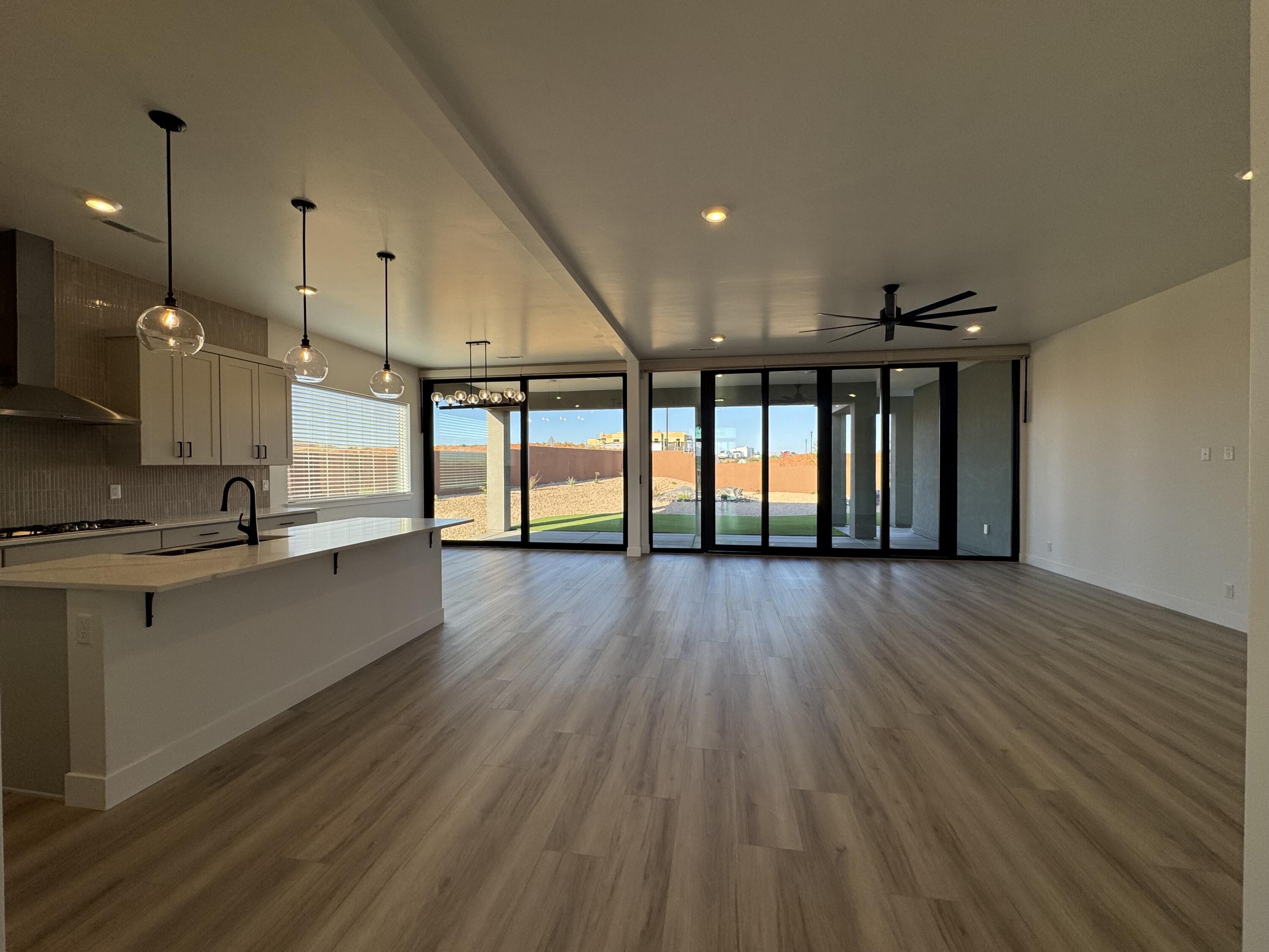 ESTATES AT SAND HOLLOW - Residential