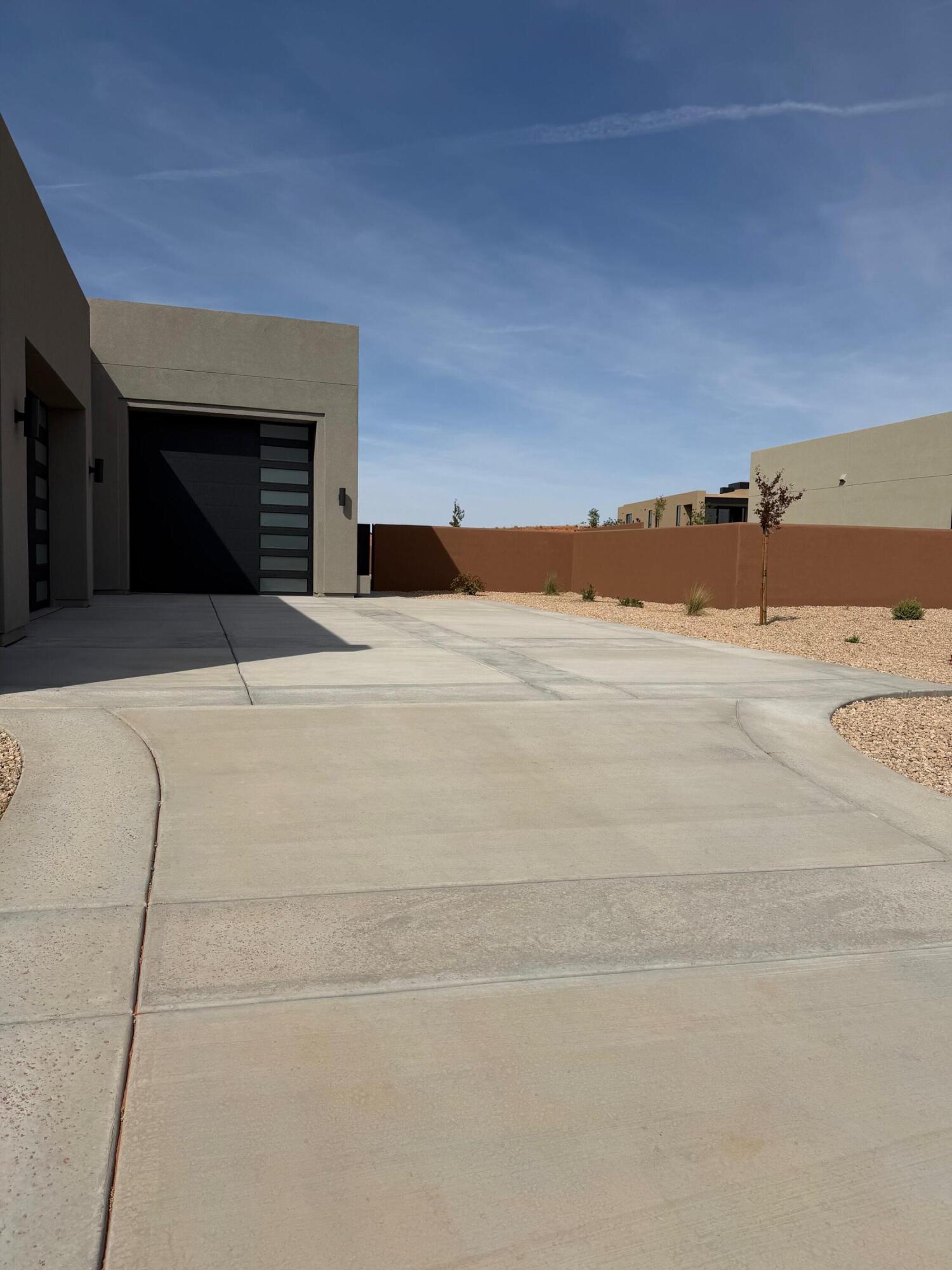 ESTATES AT SAND HOLLOW - Residential