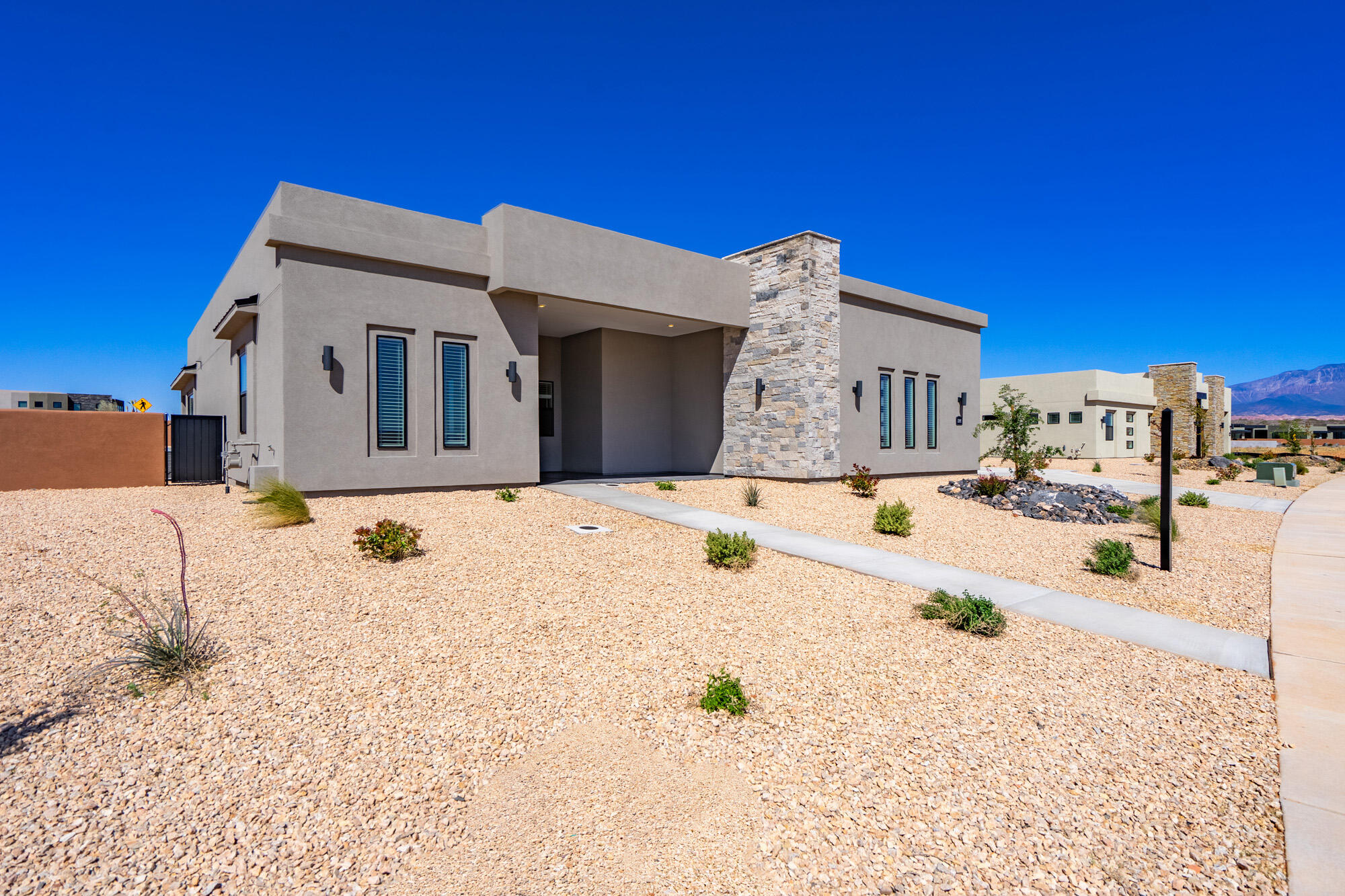 ESTATES AT SAND HOLLOW - Residential