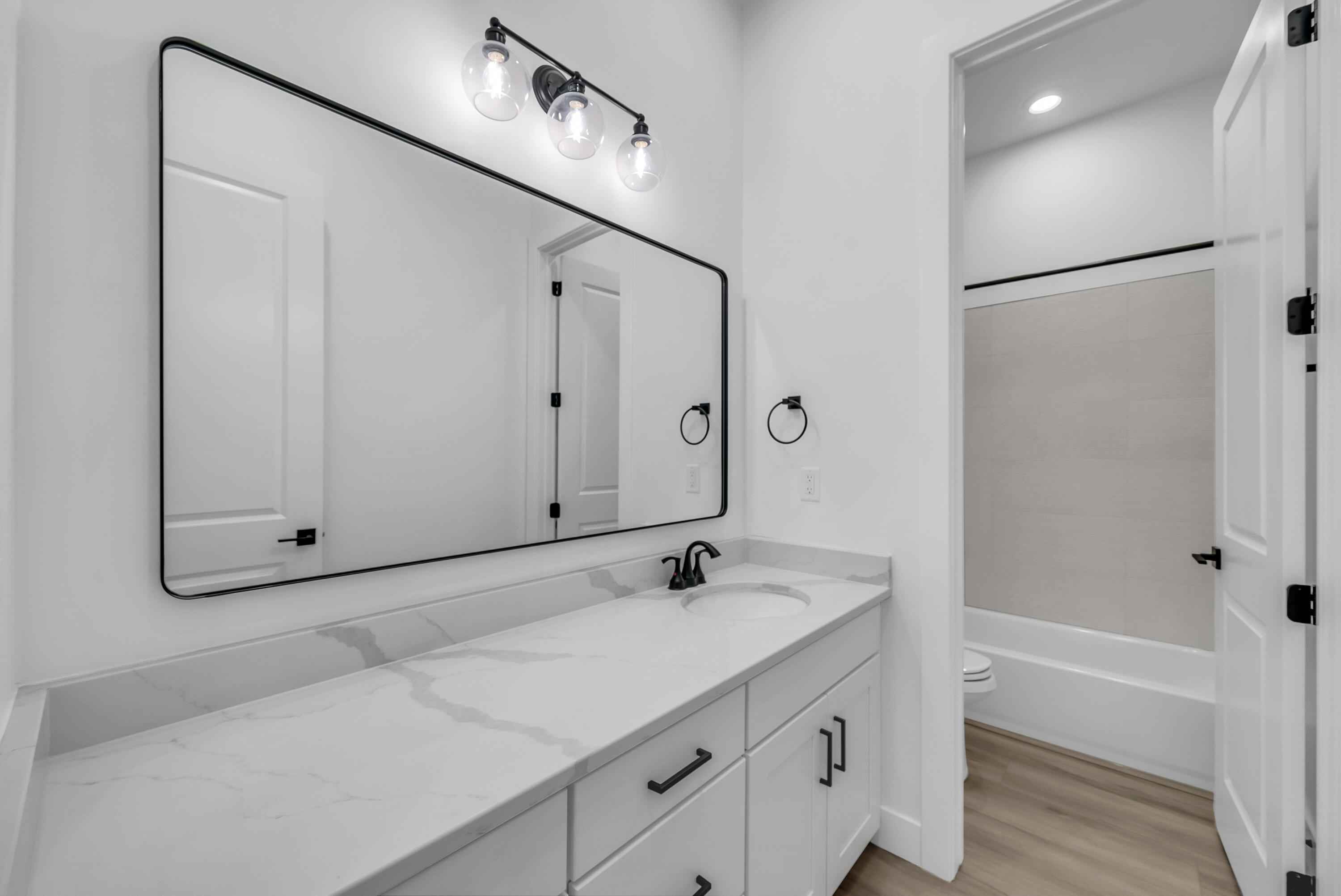 ESTATES AT SAND HOLLOW - Residential