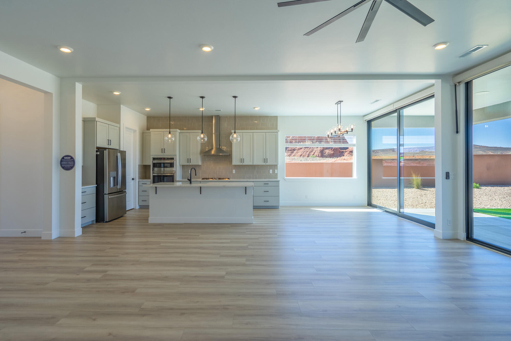 ESTATES AT SAND HOLLOW - Residential