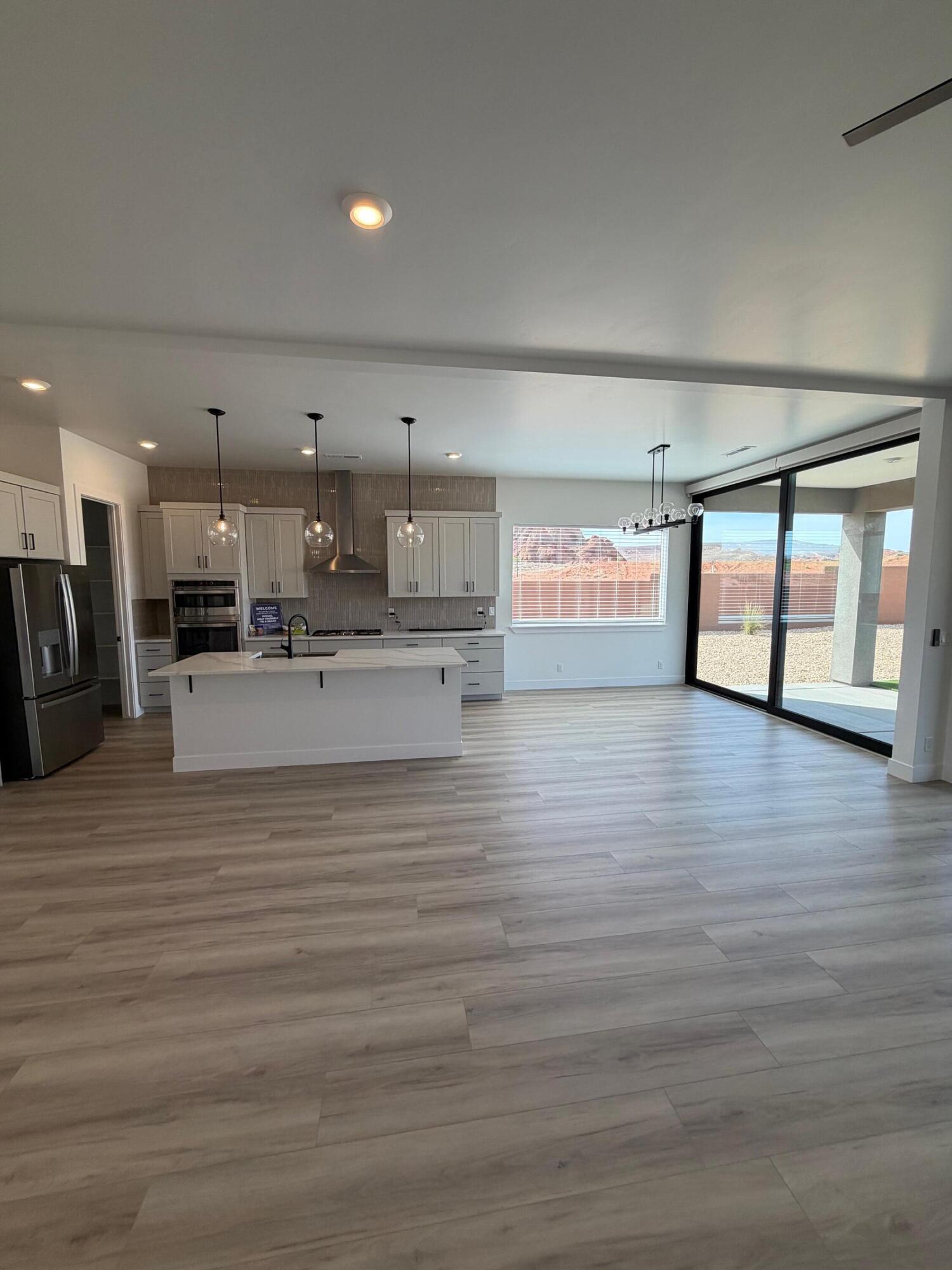 ESTATES AT SAND HOLLOW - Residential