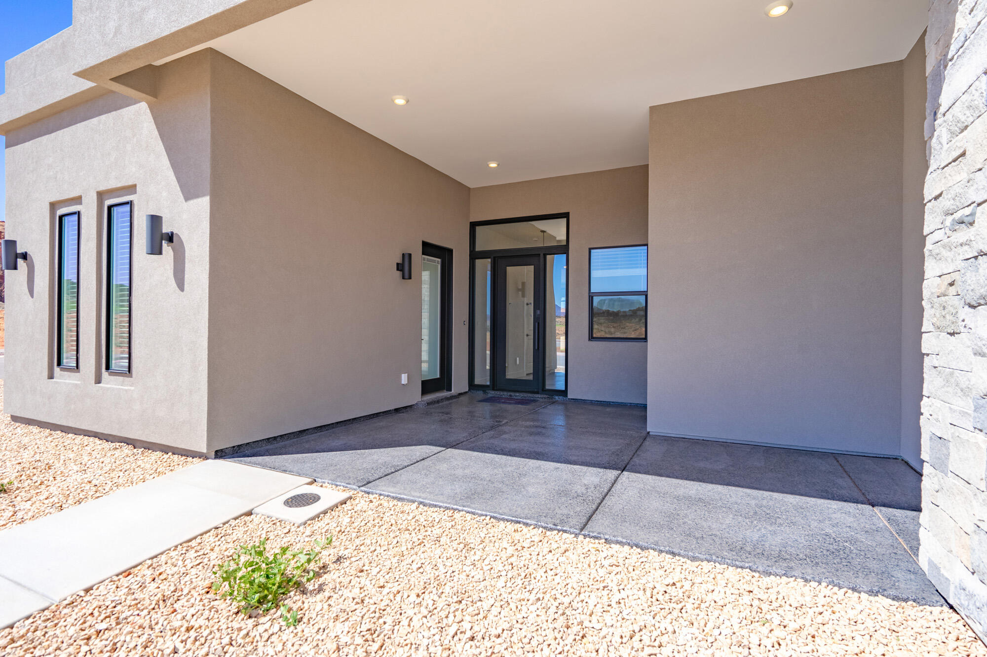 ESTATES AT SAND HOLLOW - Residential